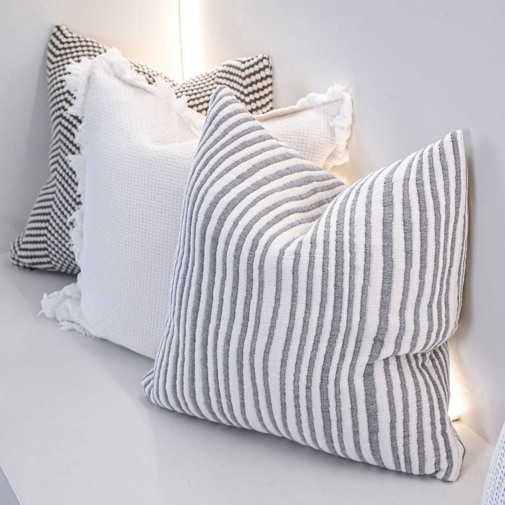 The Dansa Cushion