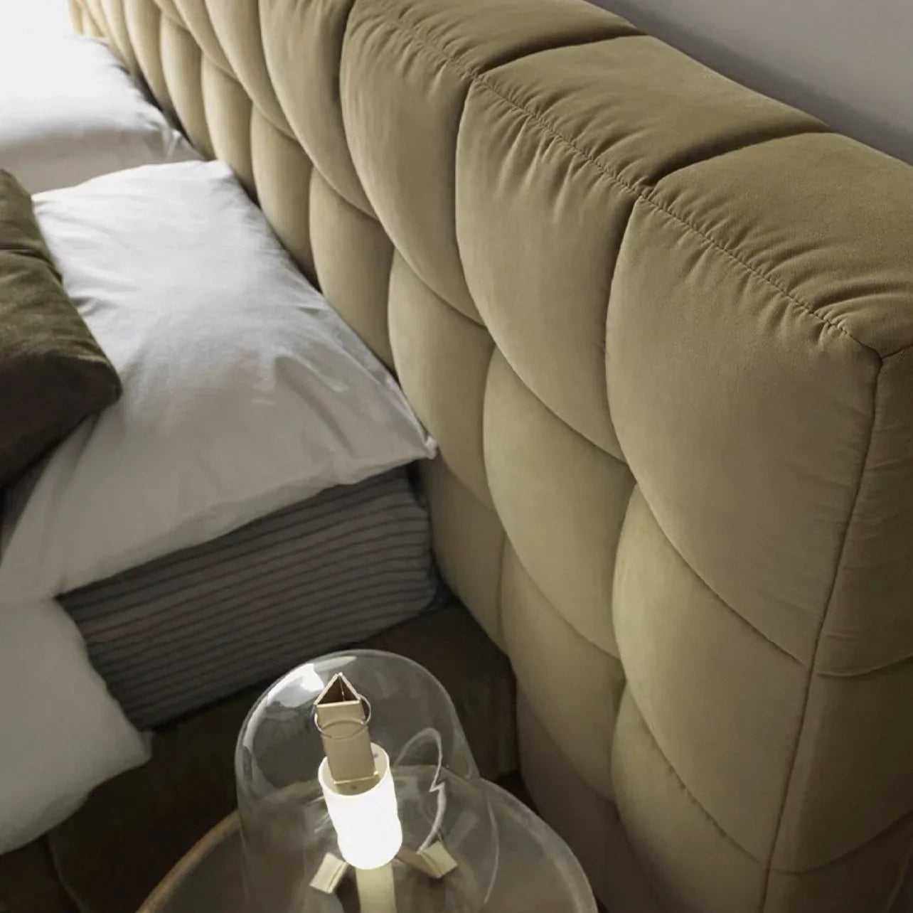 Minimalist Tofu Block Velvet Bed – Dark Khaki Upholstered Platform Frame