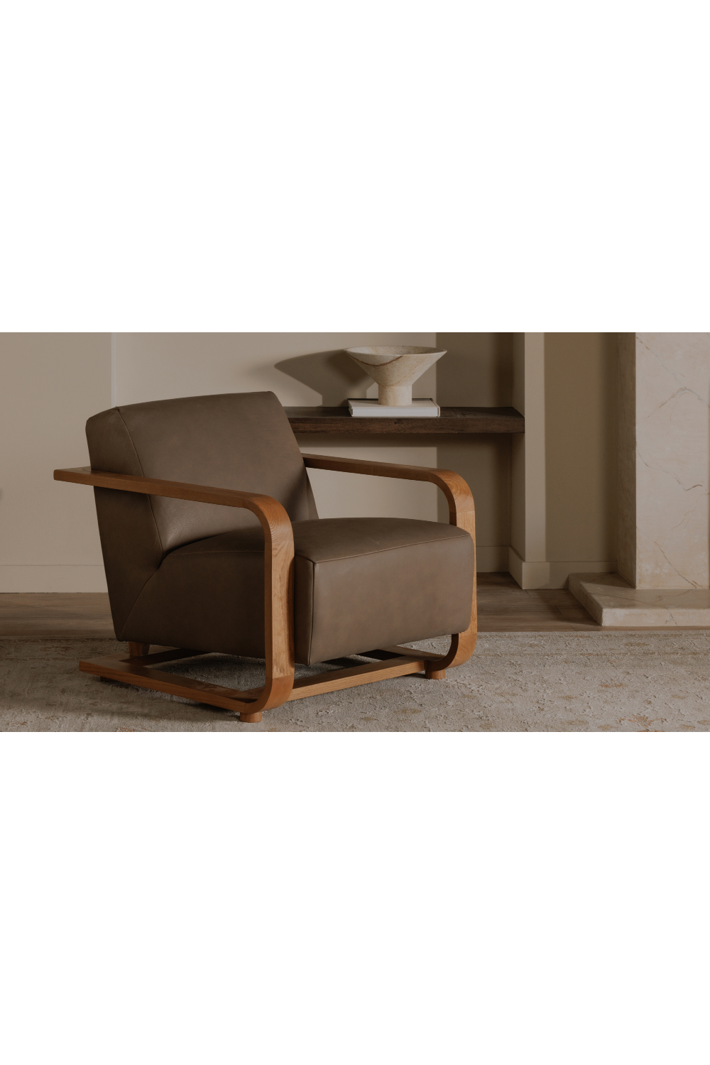 Luxury Oak Framed Lounge Chair Modern Italian Style for Villa