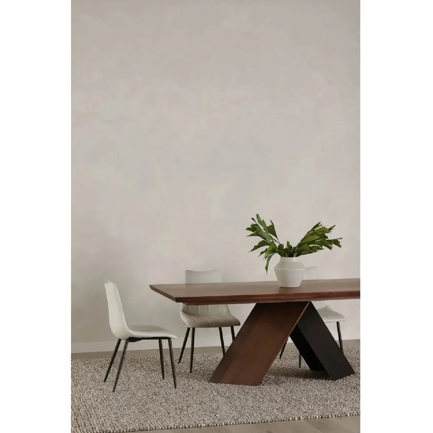 Luxury Axio Rectangular Solid Walnut Dining Table Modern Italian Style for Villa