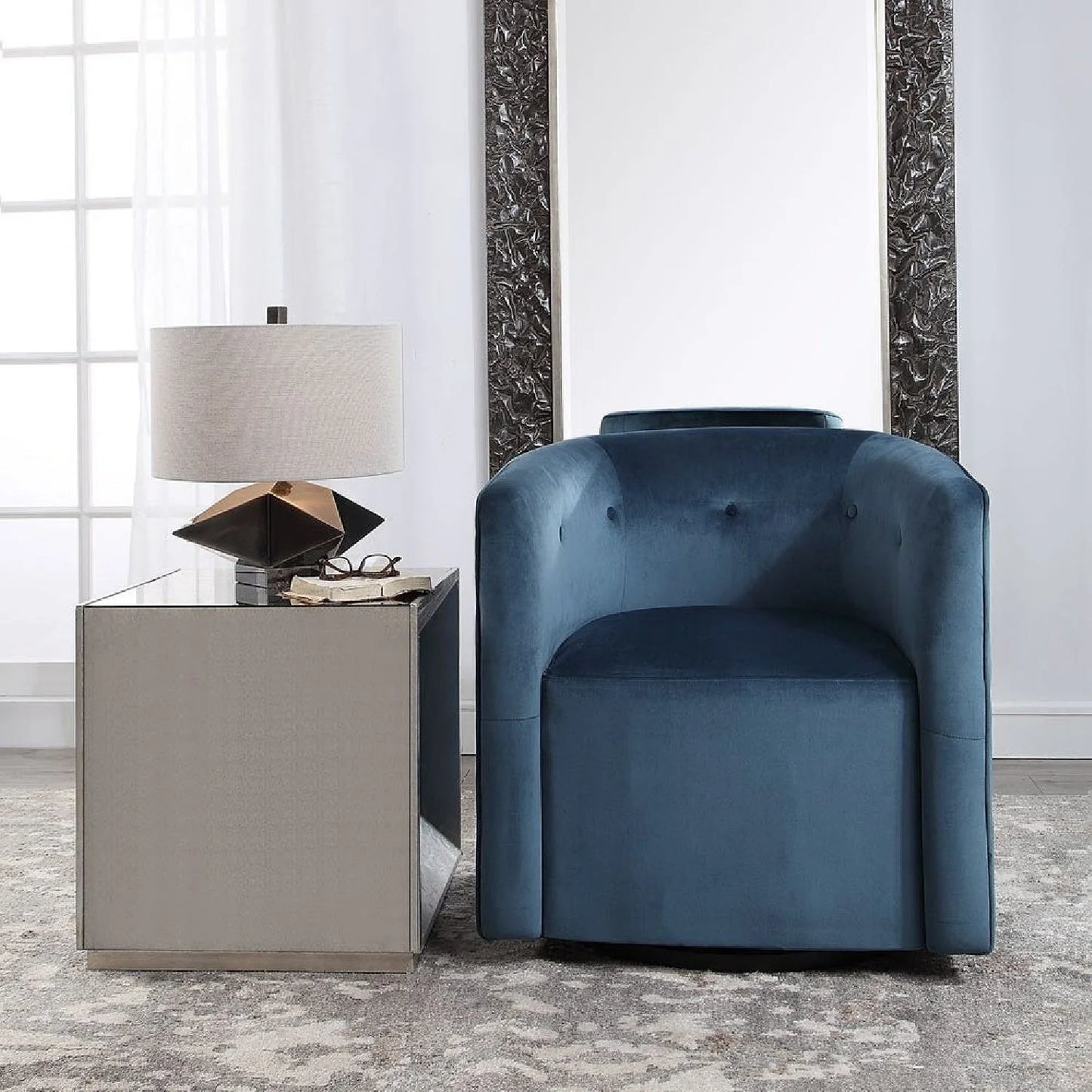 Luxury Blue Velvet Swivel Chair Modern Italian Style for Villa