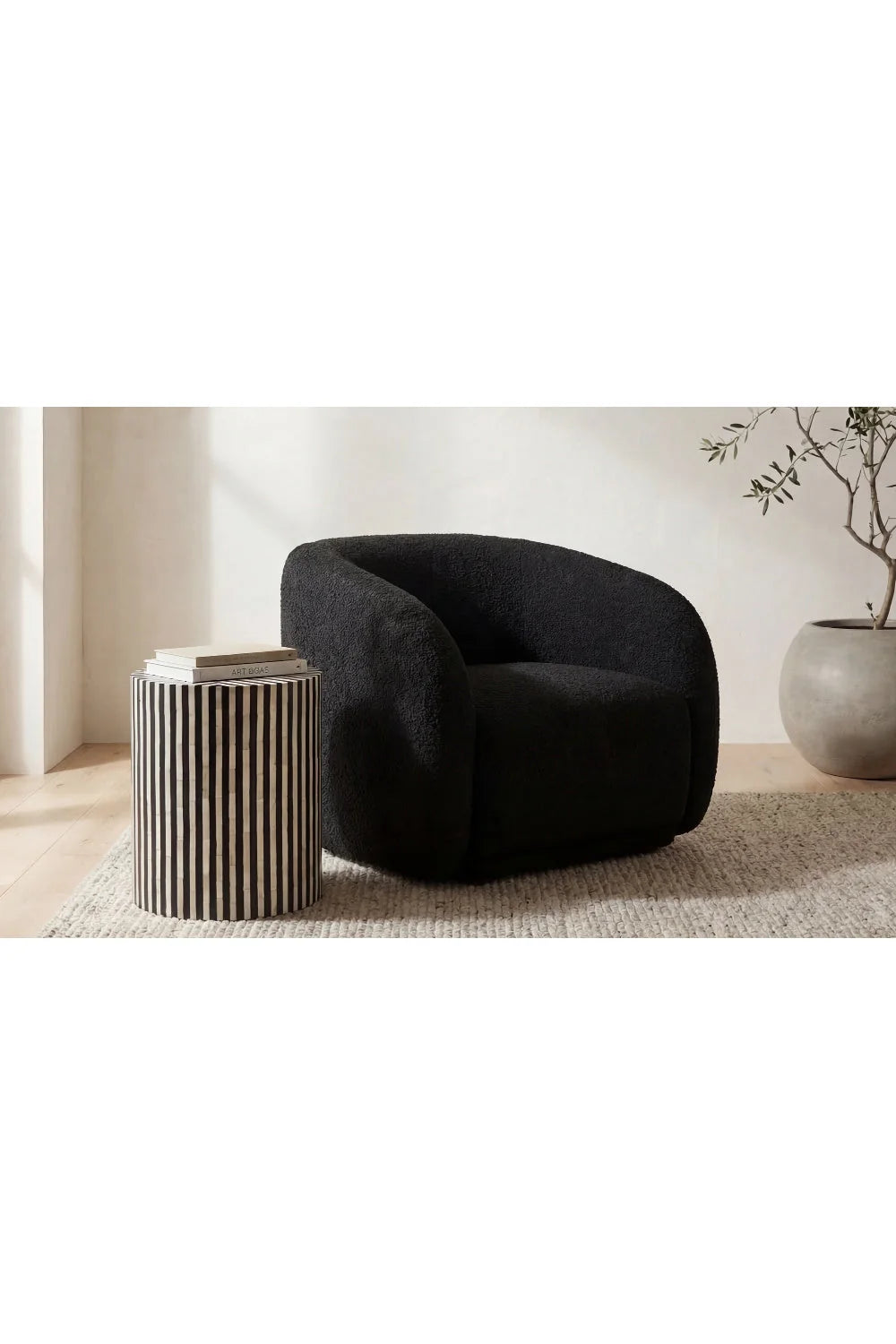 Luxury Curved Back Accent Chair European Style for Villa