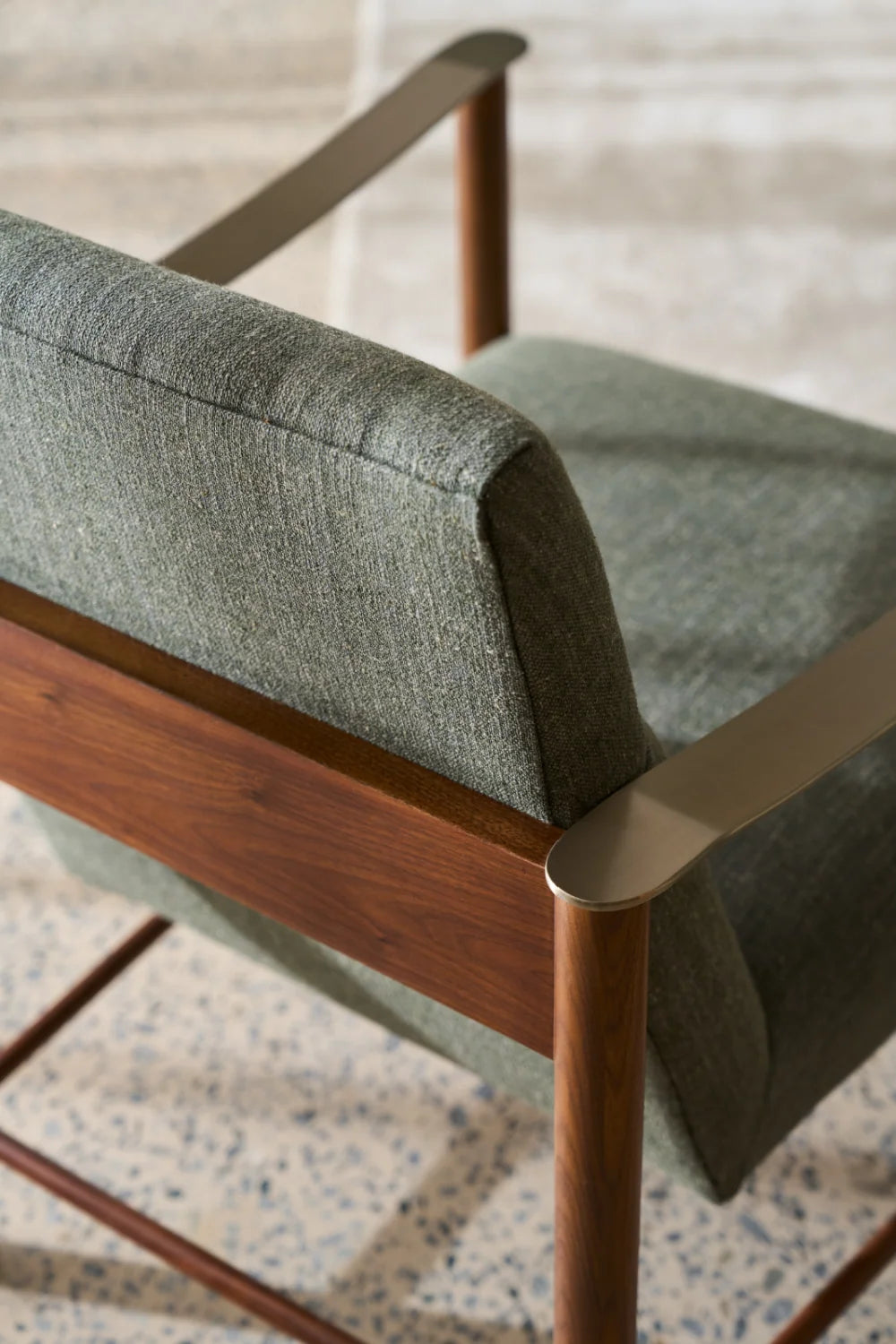 Luxury Eucalyptus Linen Accent Chair European Style for Villa