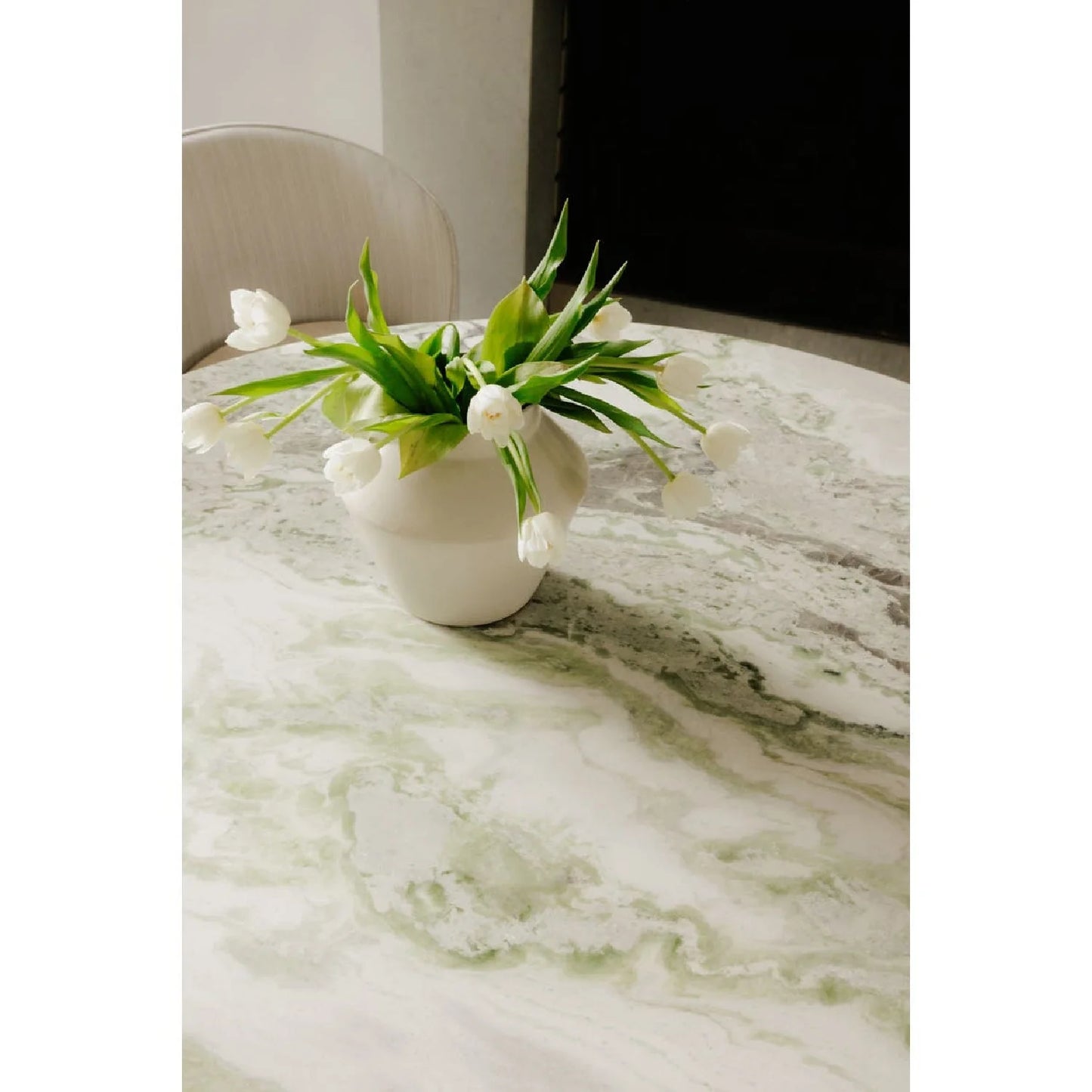 Luxury Evelyn Round Onyx Marble Dining Table Modern Italian Style for Villa