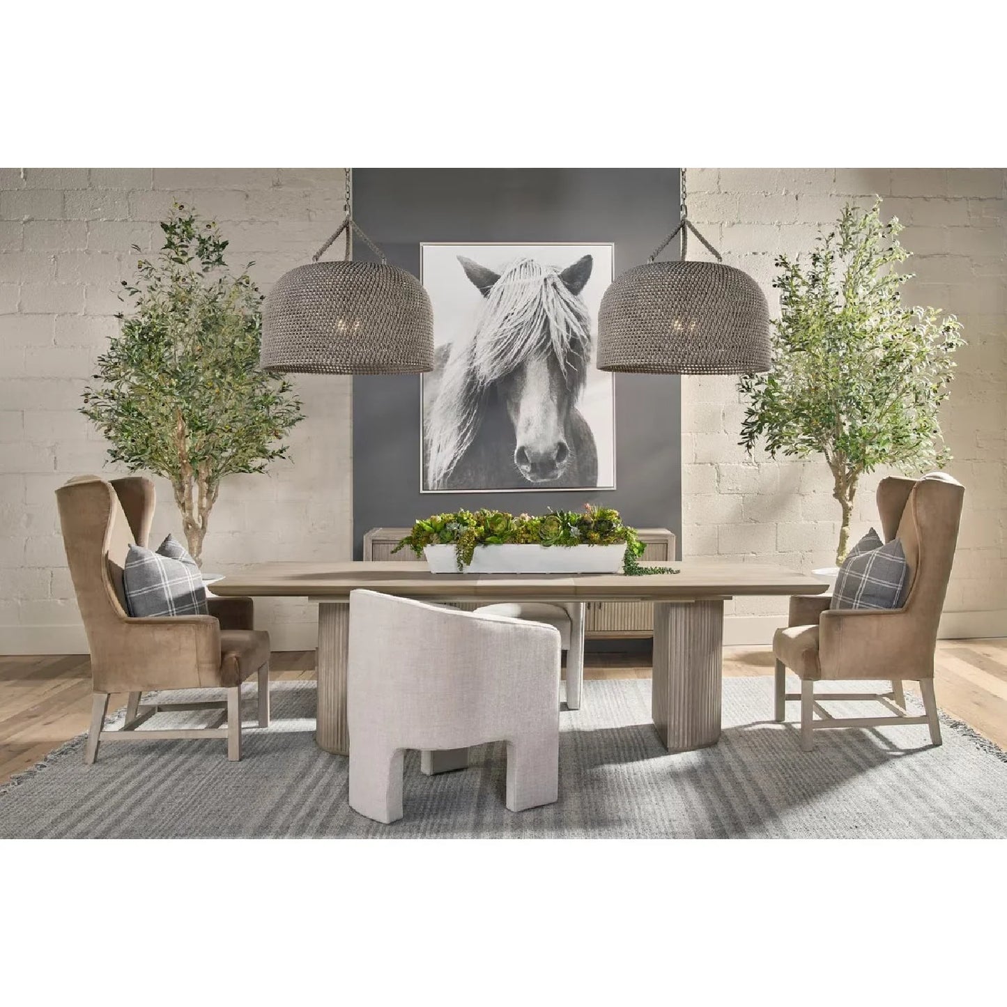 Luxury French Linen Accent Chair Modern Italian Style for Villa