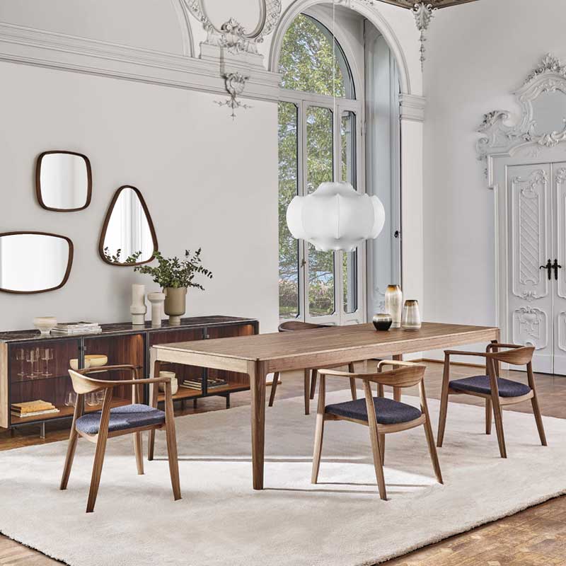 Luxury Frida Armchair Modern Italian Style for Villa