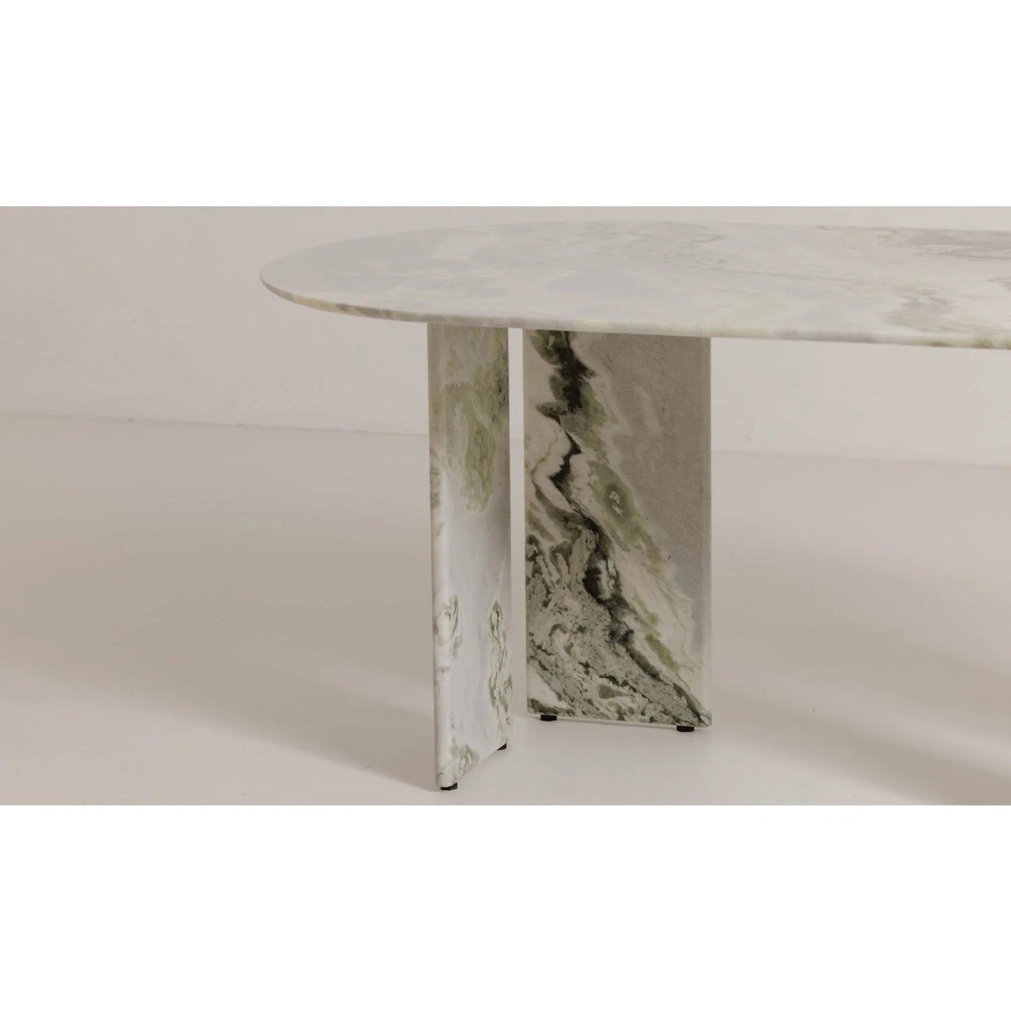 Luxury Green Onyx Marble Dining Table Modern Italian Style for Villa