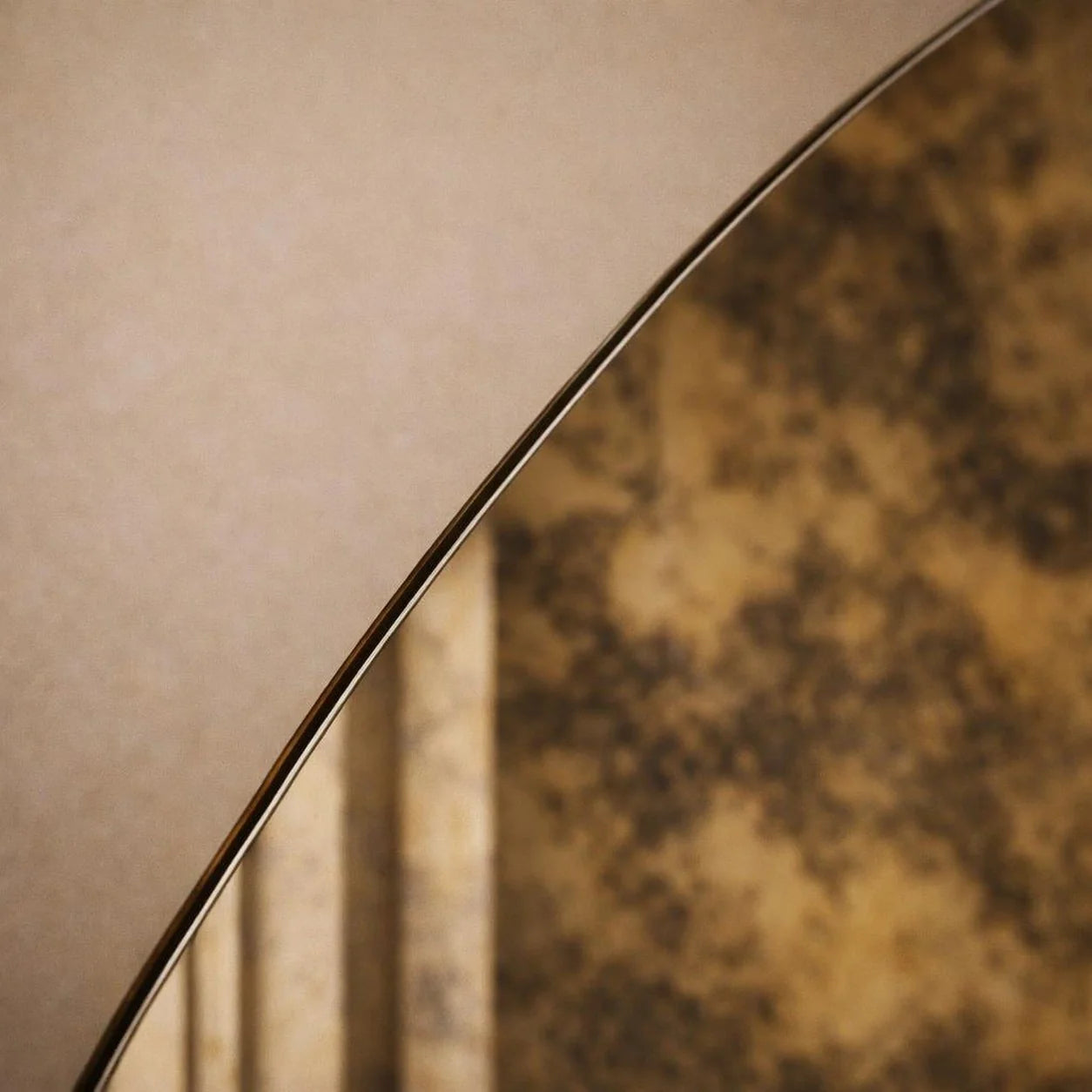 Luxury Modern Gilded Veil Mirror European Style for Villa