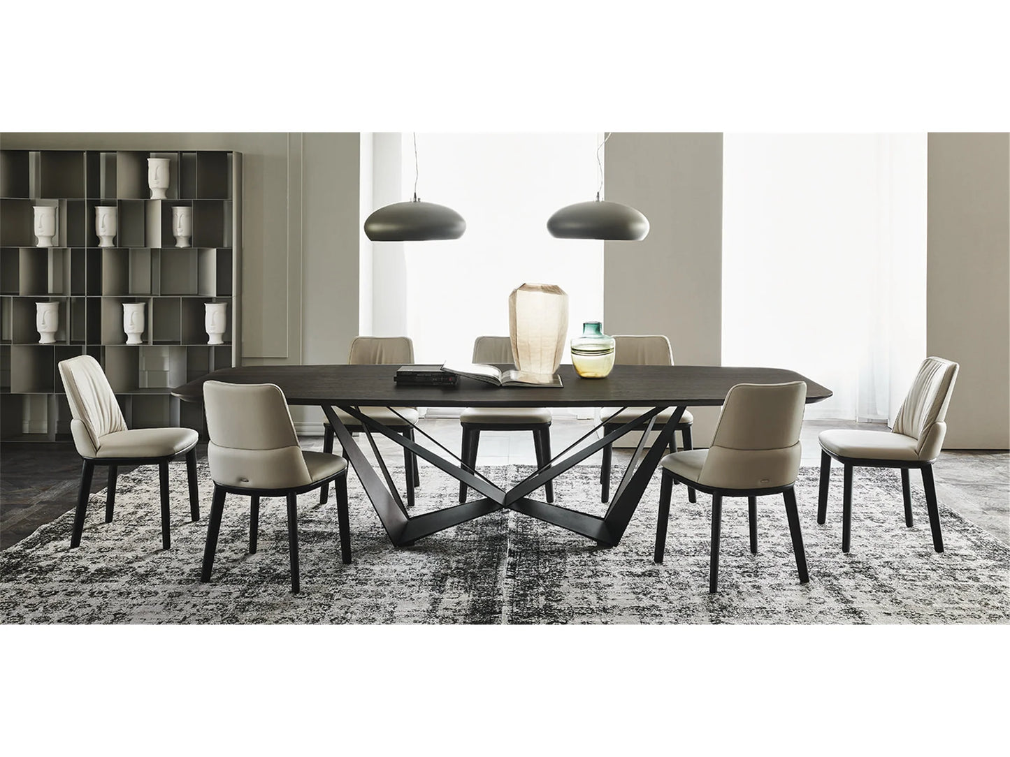 Luxury Modern Skorpio Wood Dining Table European Style for Villa