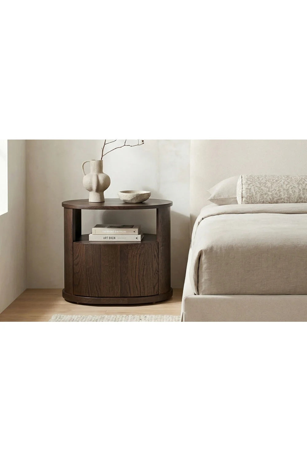 Luxury Modern Tommy Oak Nightstand European Style for Villa