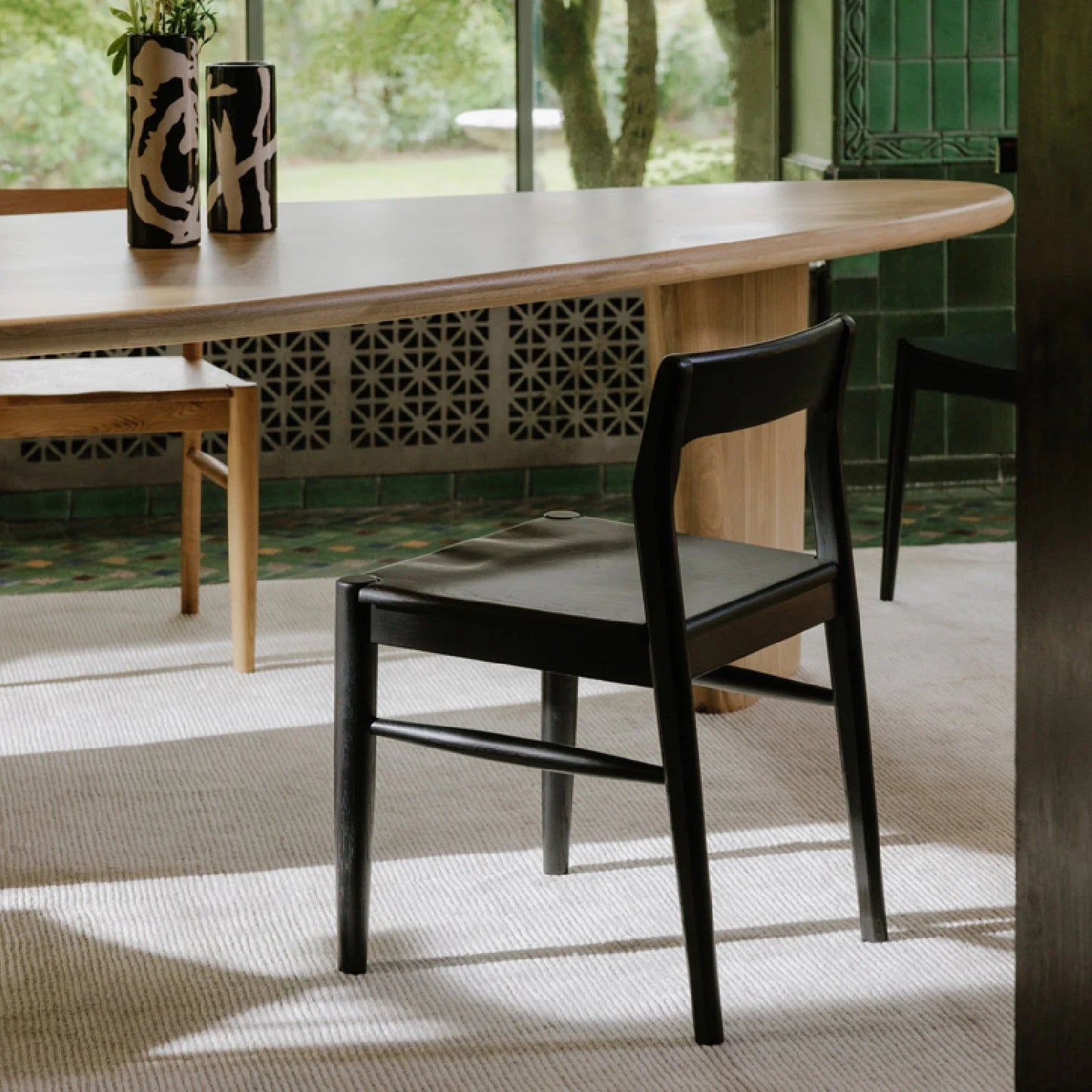 Luxury Solid Wood Open-Back Modern Dining Chair European Style for Villa