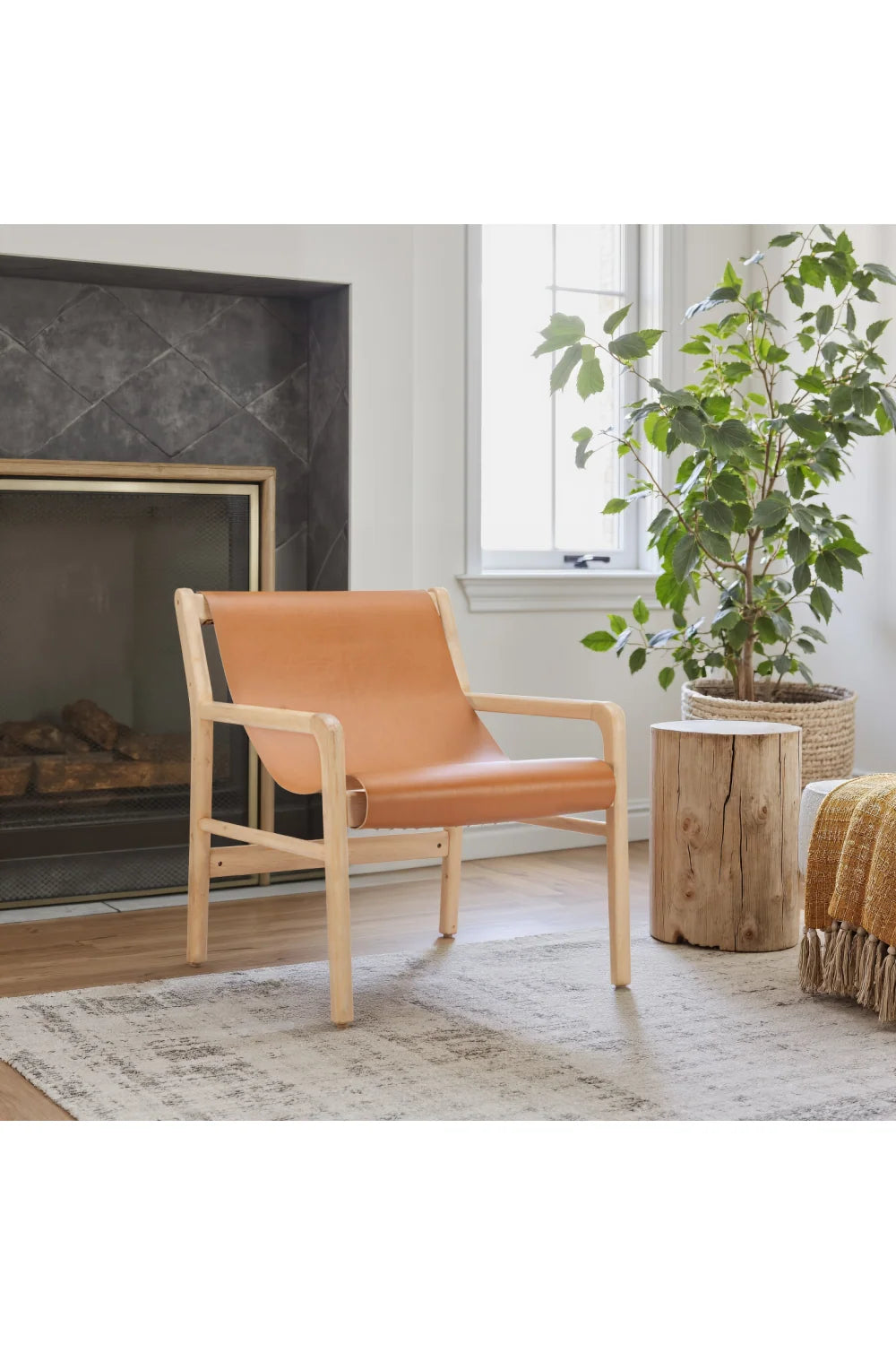 Luxury Tan Leather Accent Chair Modern Italian Style for Villa