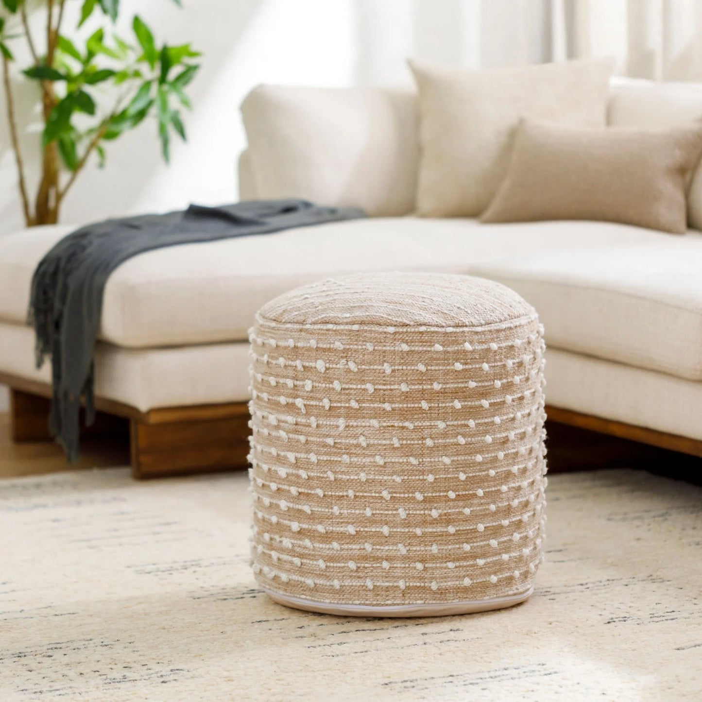 Luxury Upholstered Modern Fabric Pouf European Style for Villa
