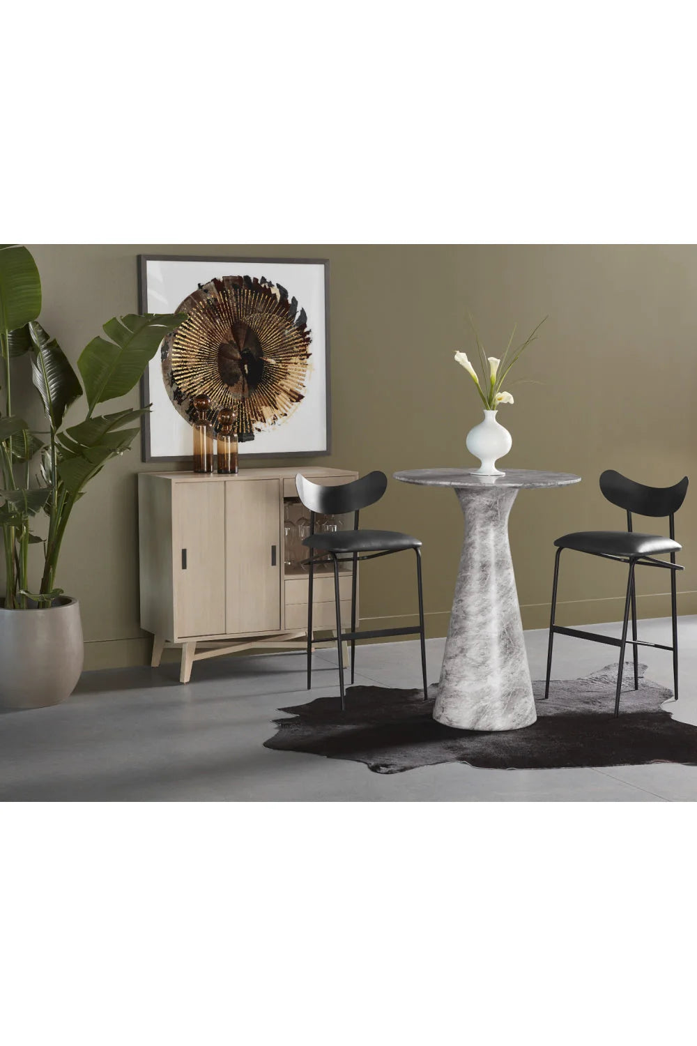 Luxury Upholstered Modern Faux Leather Bar Stool European Style for Villa