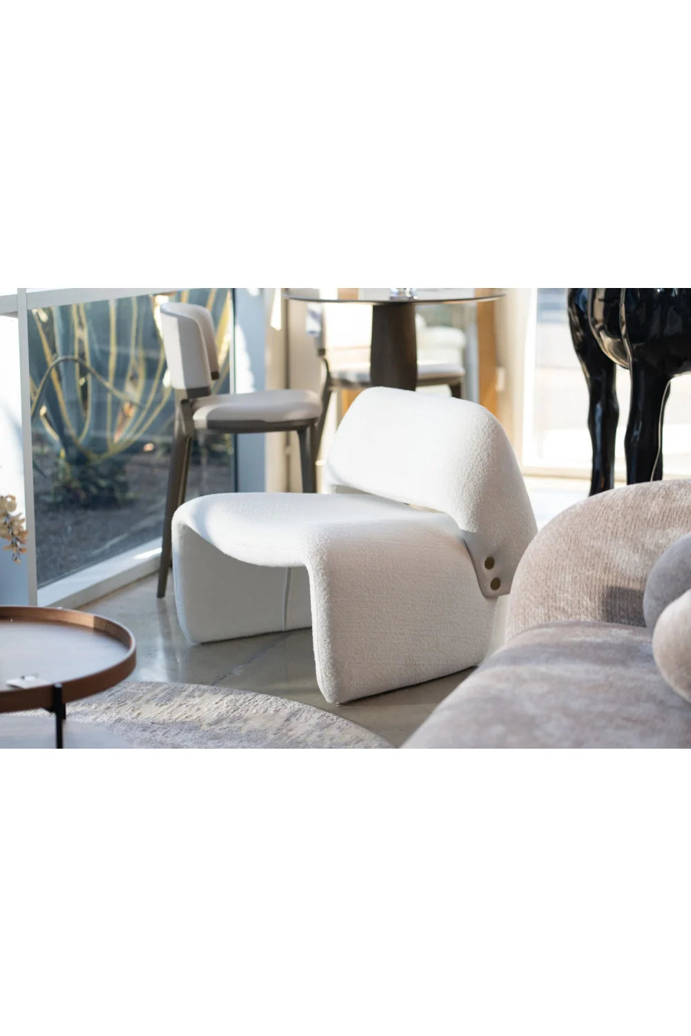 Luxury White Fabric Accent Chair Modern Italian Style for Villa