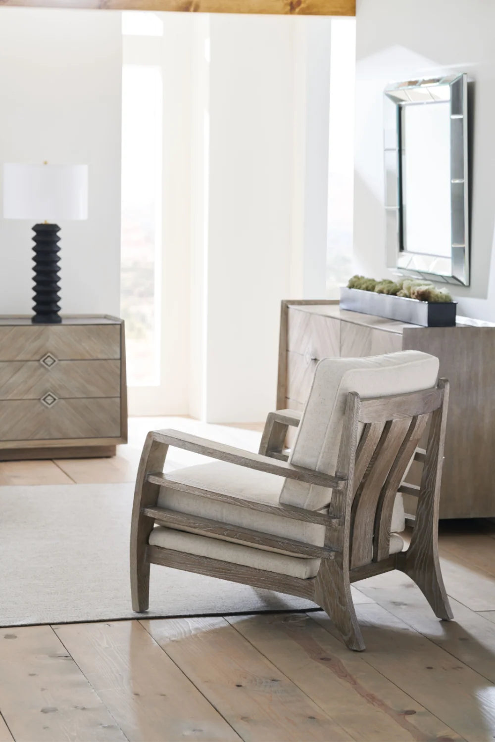 Luxury Wooden Cushioned Lounge Chair Modern Italian Style for Villa
