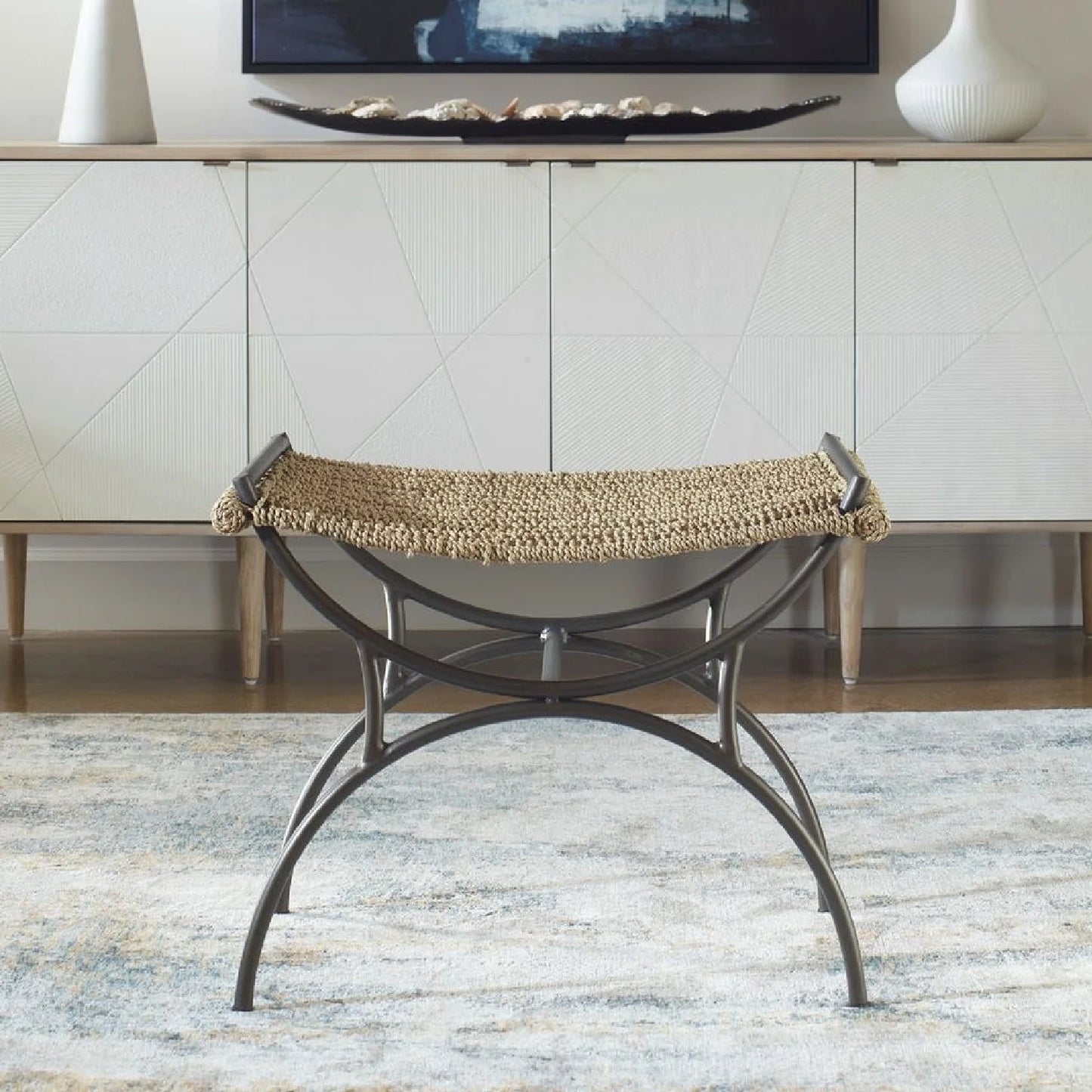 Luxury Woven Seagrass Bench European Style for Villa