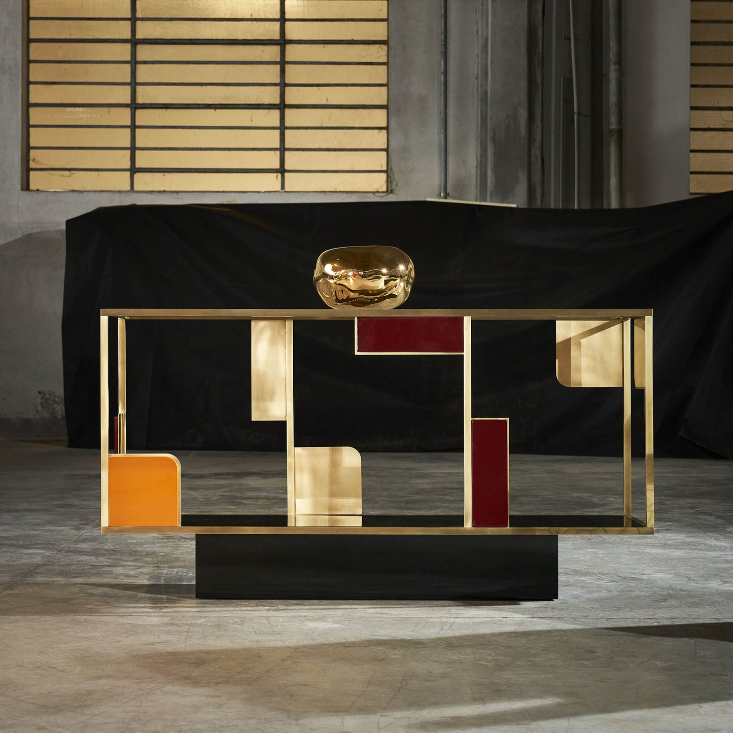 Console Table Sunset – Italian Designer Lacquered Wood Marioni Statement Piece