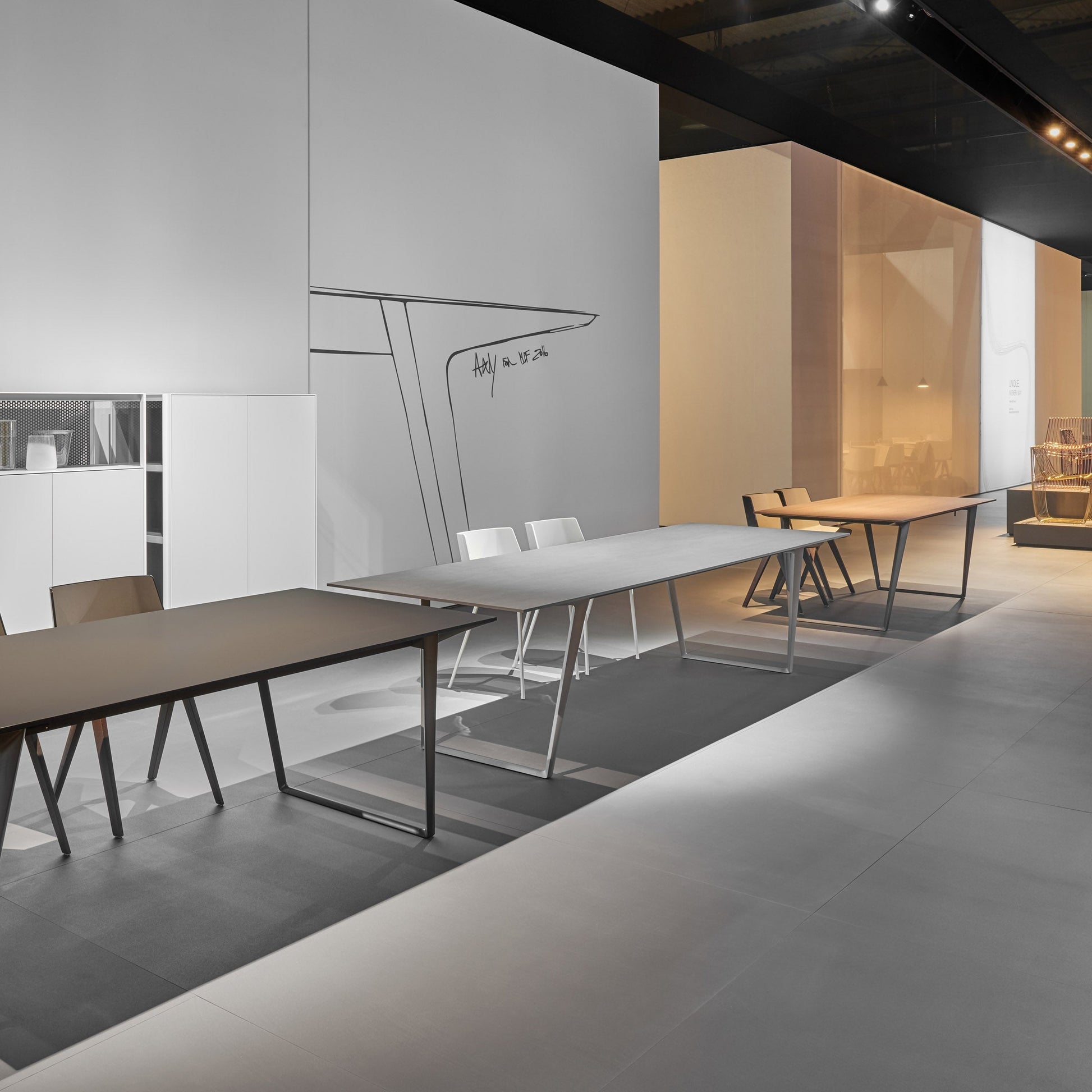 AXY Rectangular Dining Table – Thin Aluminum Italian Minimalist Statement Piece
