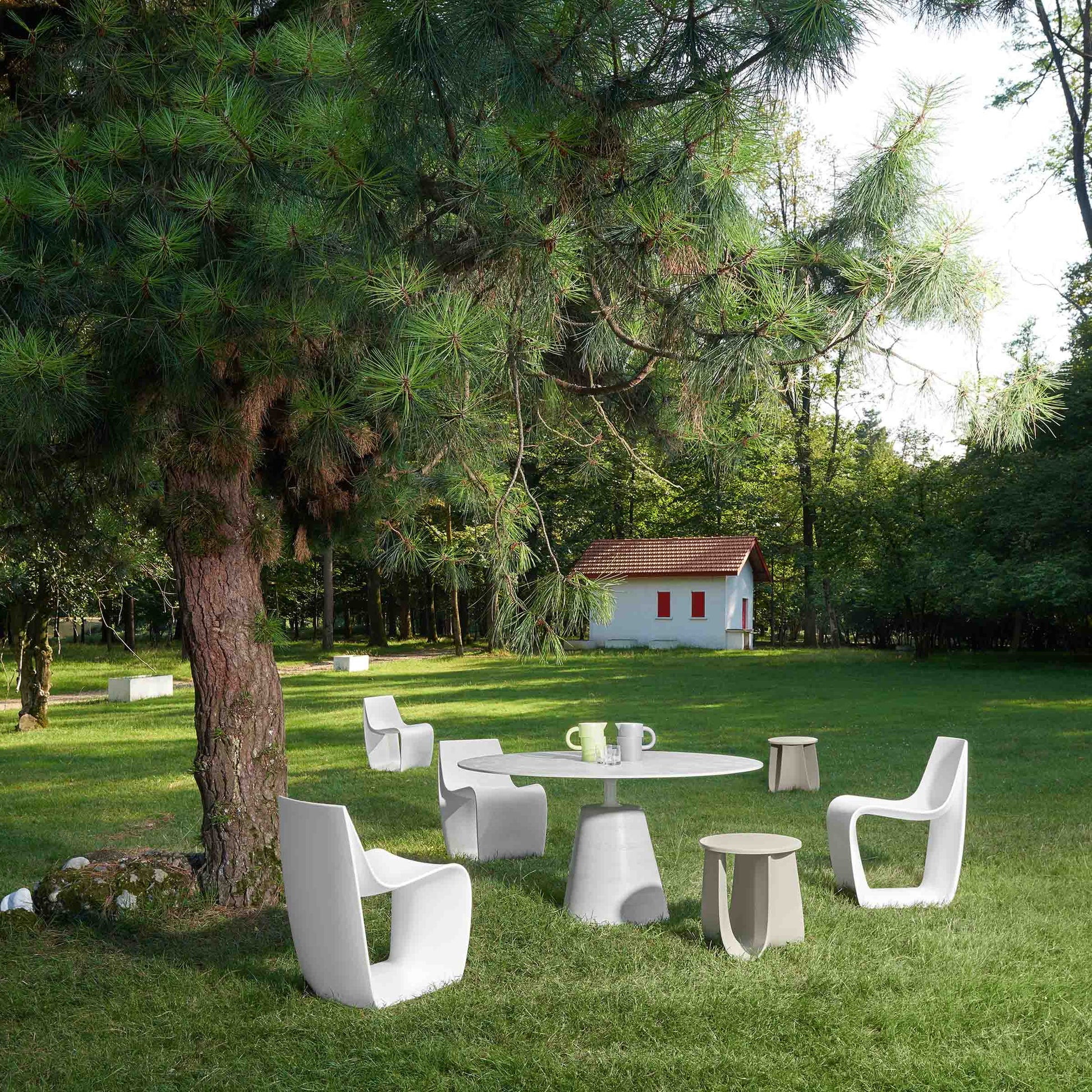 Sign Matt Dining Chair – Sinuous Ergonomic Matte Polyethylene by MDF Italia