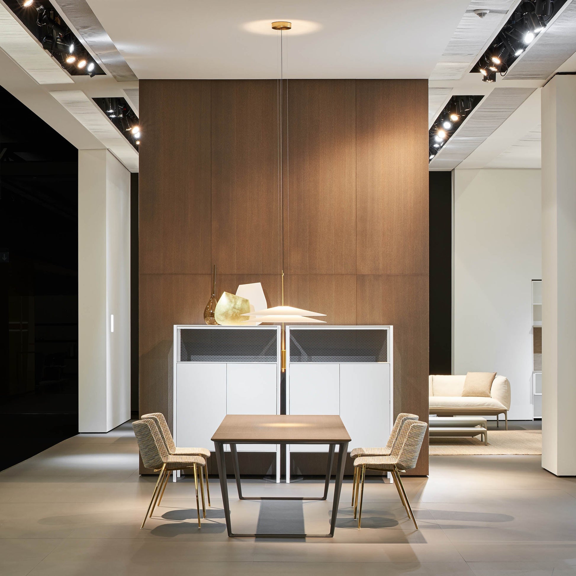 AXY Rectangular Dining Table – Thin Aluminum Italian Minimalist Statement Piece