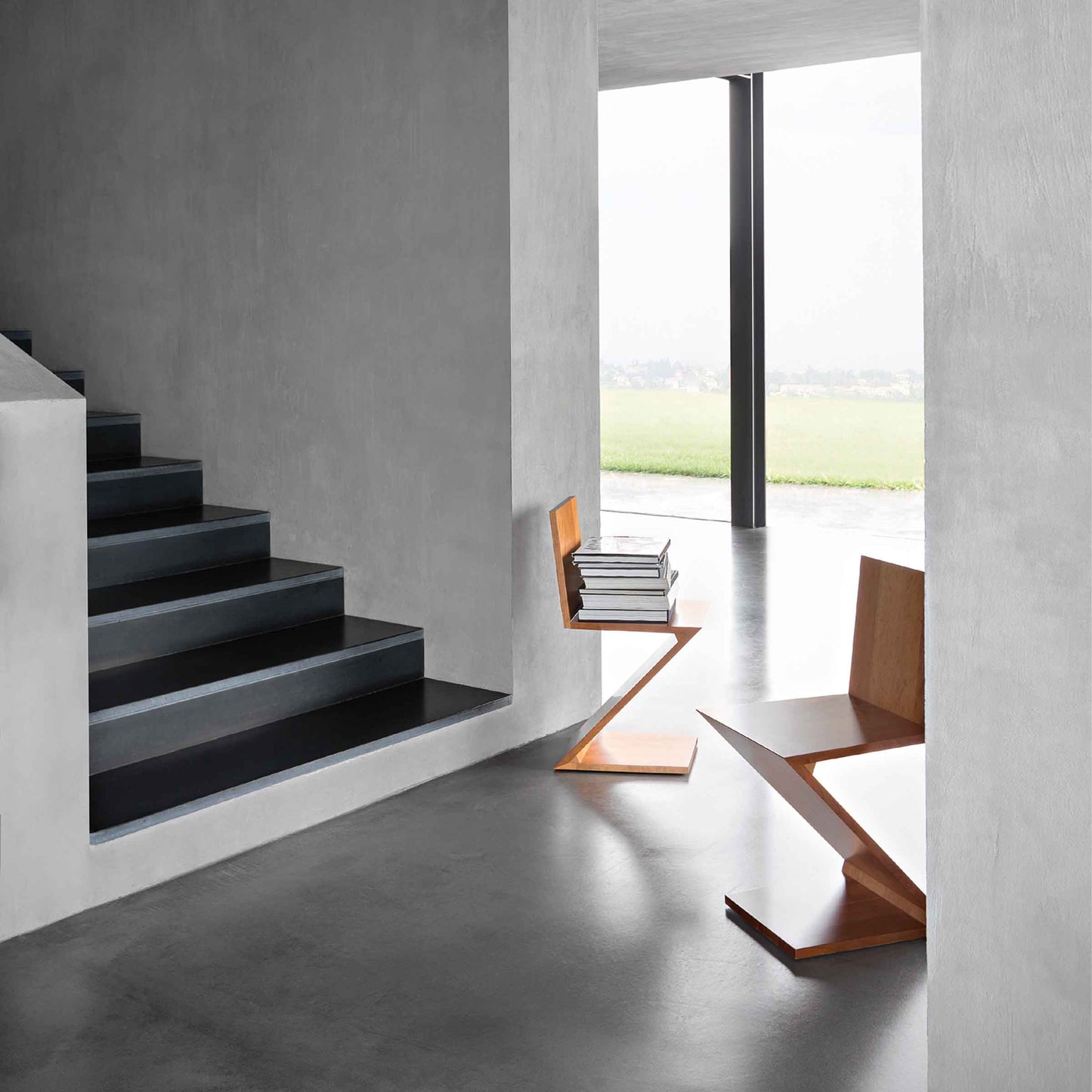Zig Zag Chair – Cantilevered Wood Statement by Rietveld for Cassina | 280
