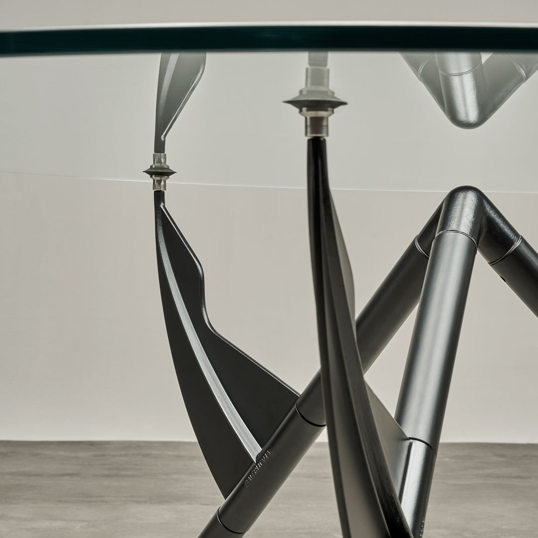 Architectural Dining Table – Tempered Glass and Aluminum Statement Piece