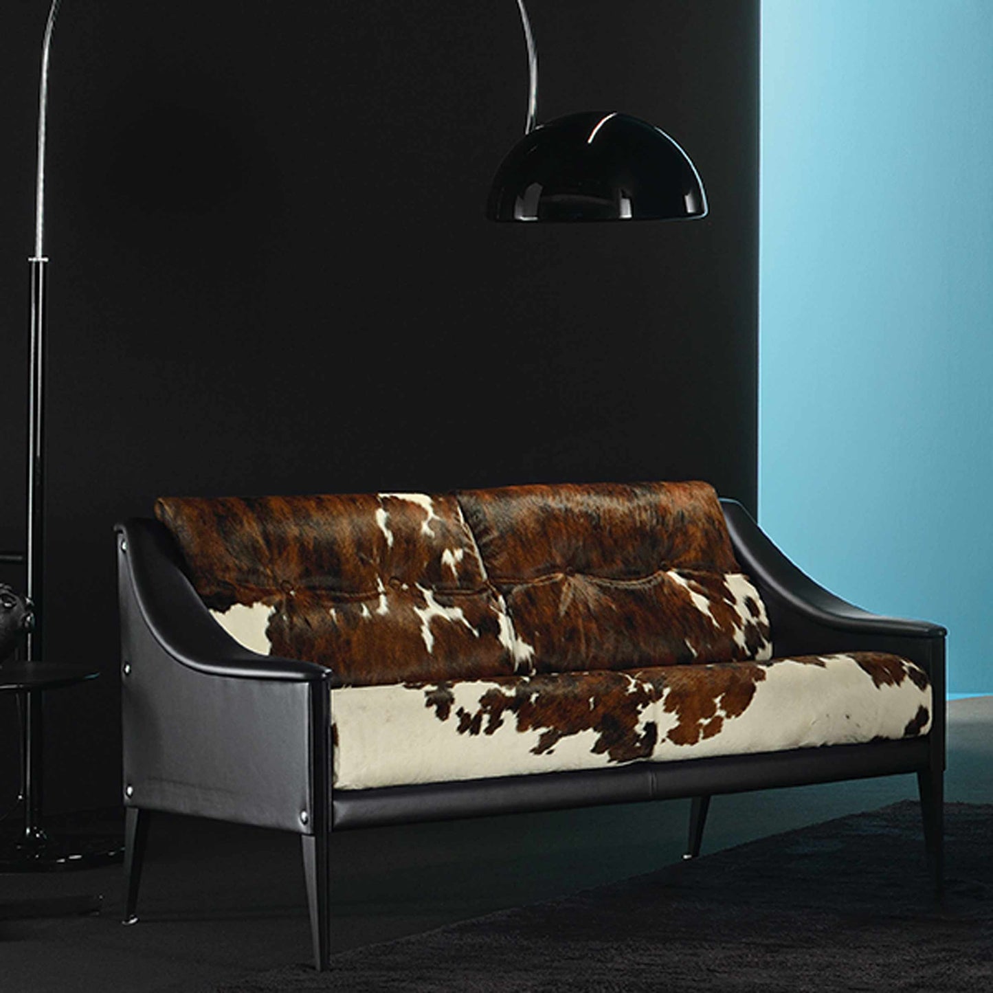 Luxury DEZZA 24 Two-Seater Sofa Modern Italian Style for Villa