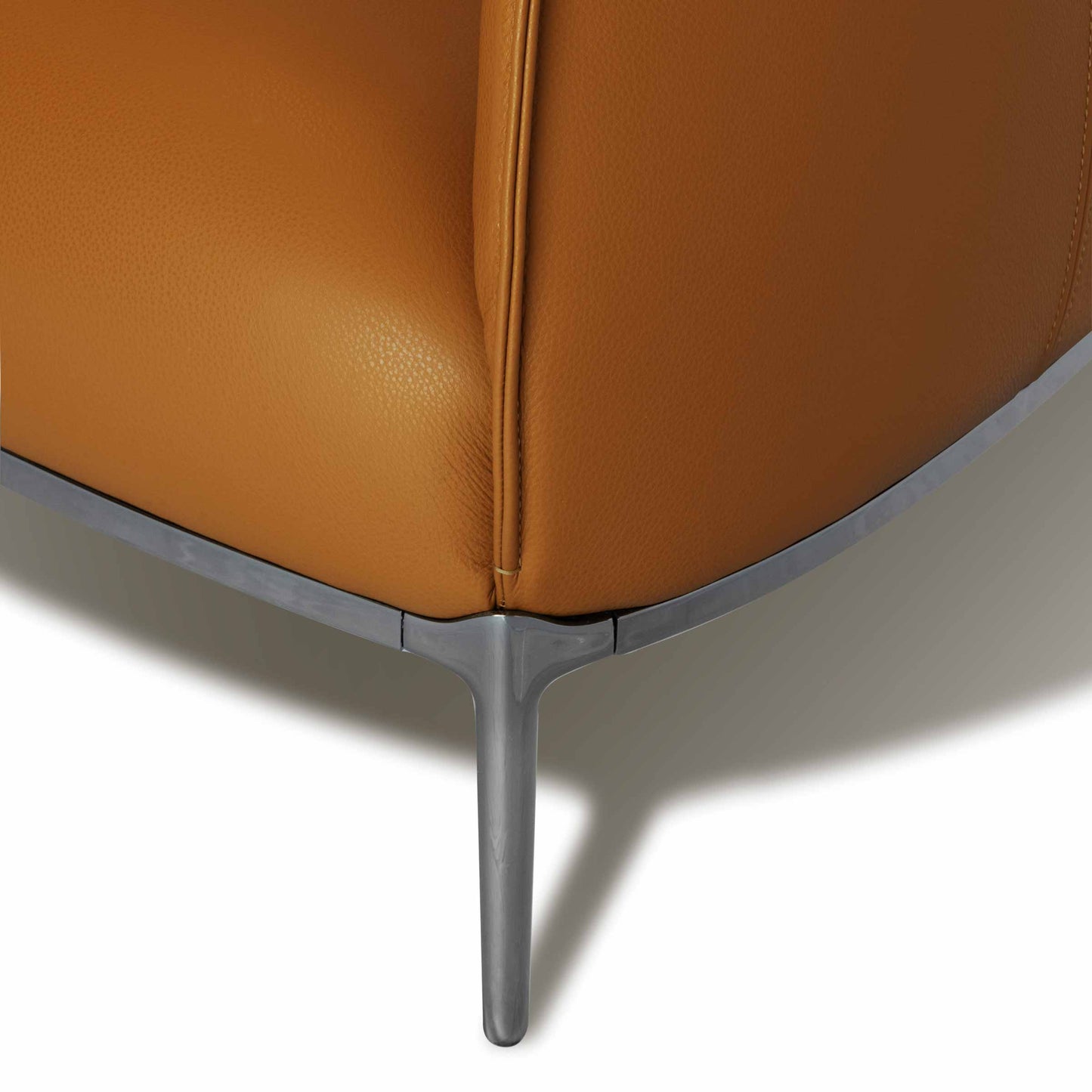 Luxury ARCHIBALD Leather Armchair Modern Italian Style for Villa
