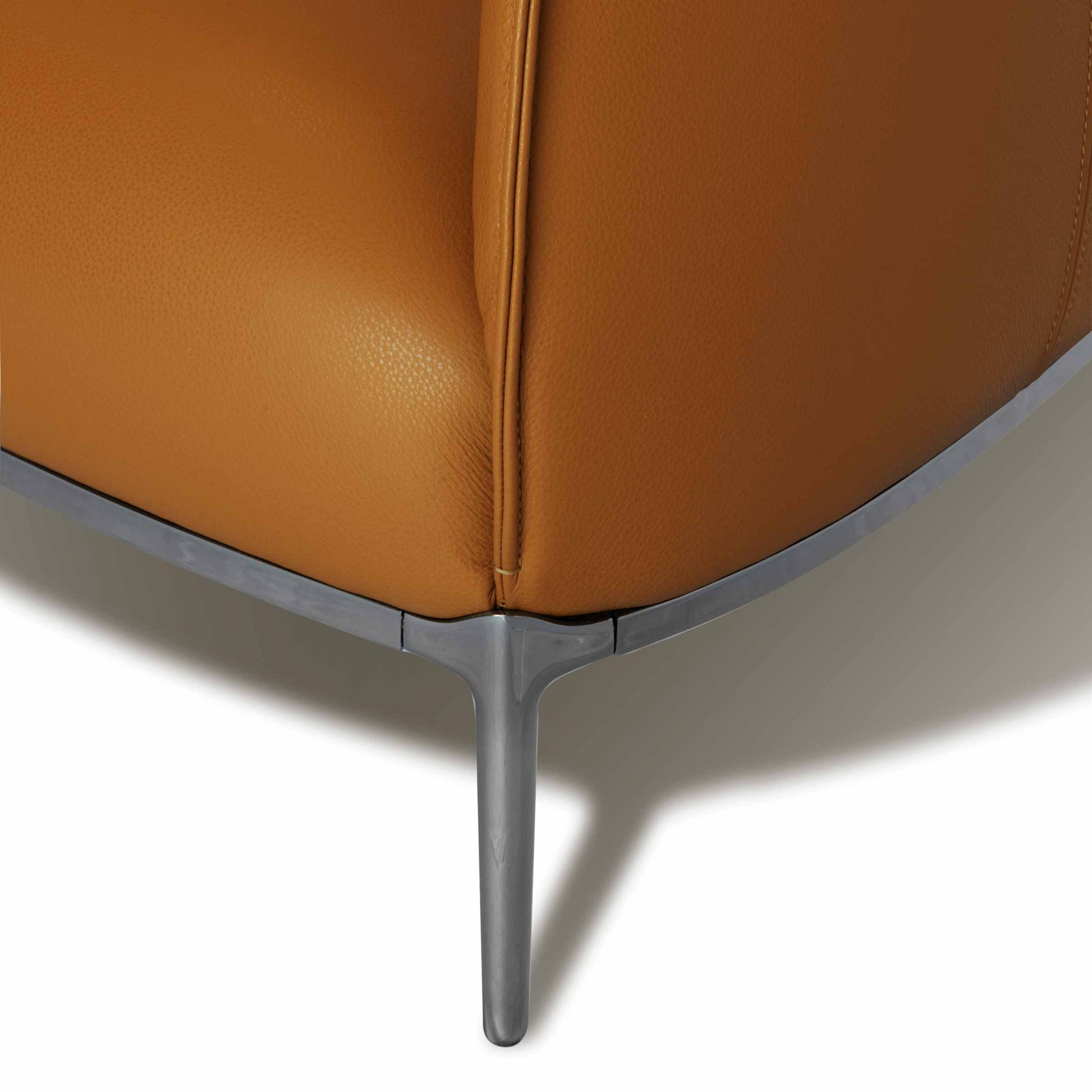 Luxury ARCHIBALD Leather Armchair Modern Italian Style for Villa
