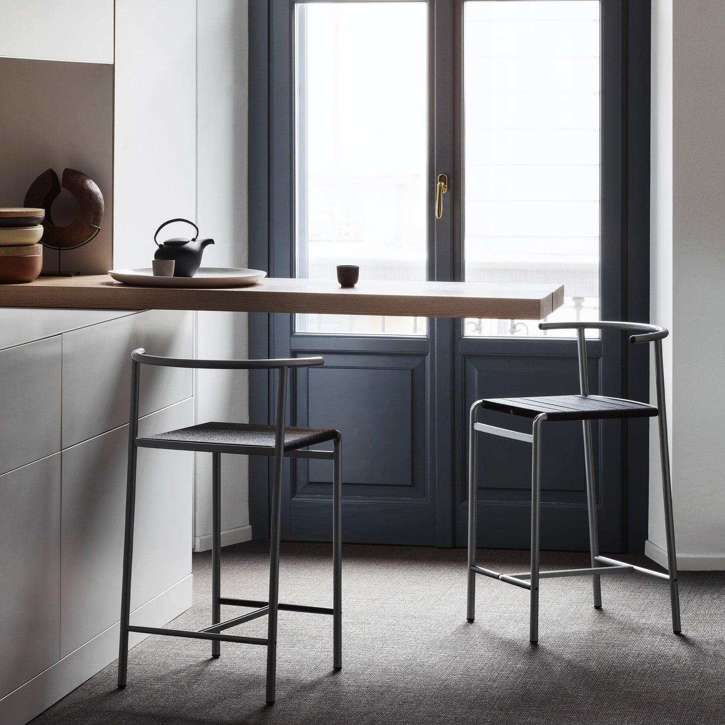 Luxury Café Chair 63H Bar Stool Modern Italian Style for Villa
