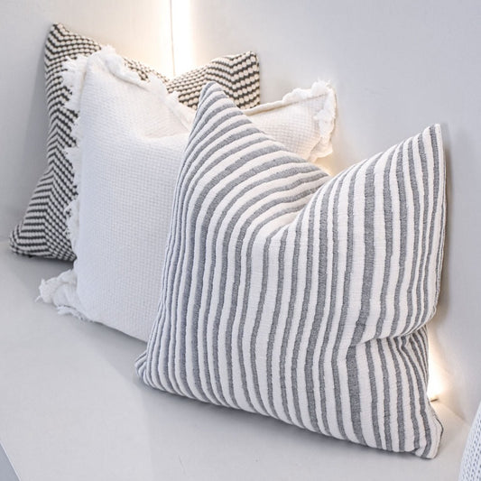 The Dansa Cushion