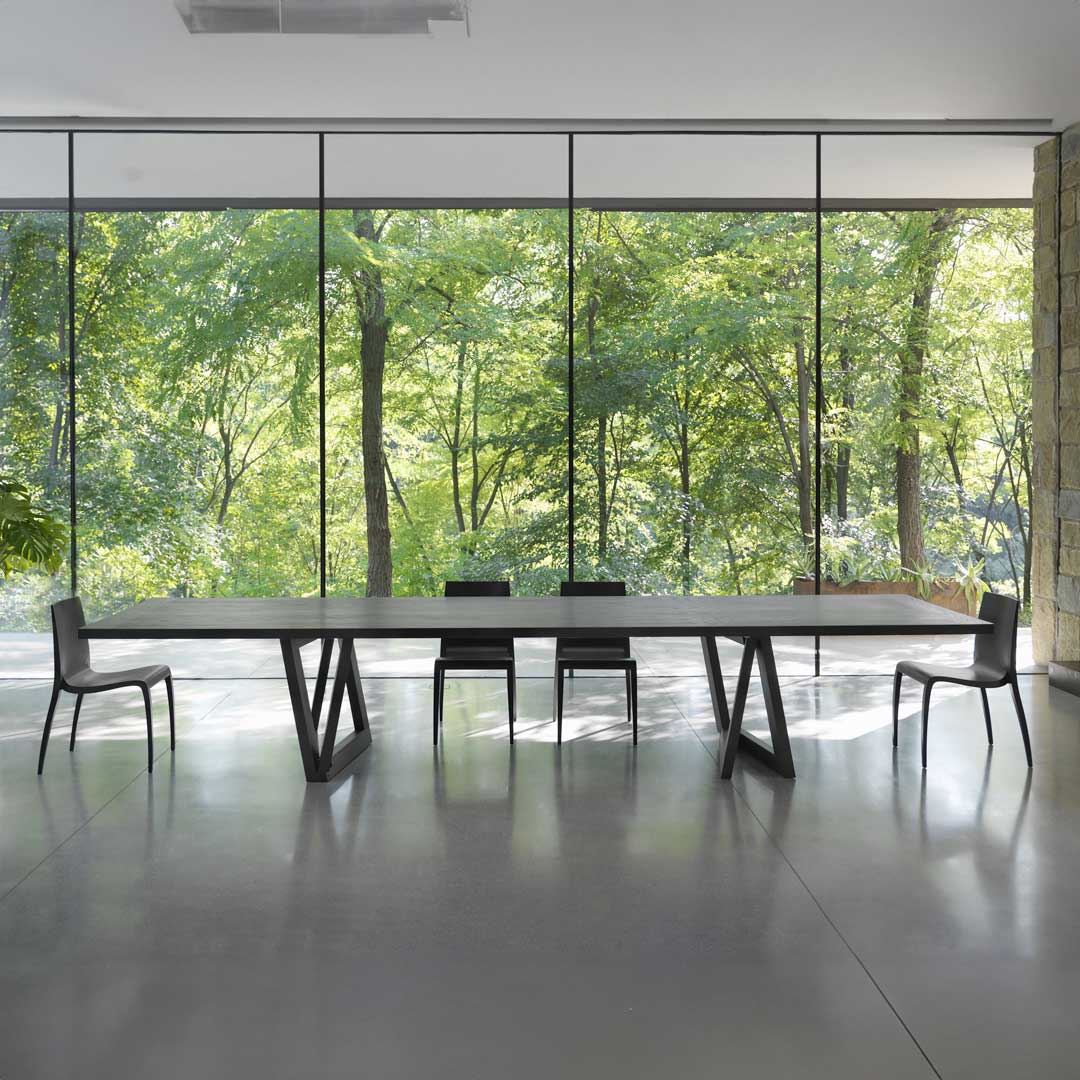 Luxury QUADROR 03 Dining Table Modern Italian Style for Villa
