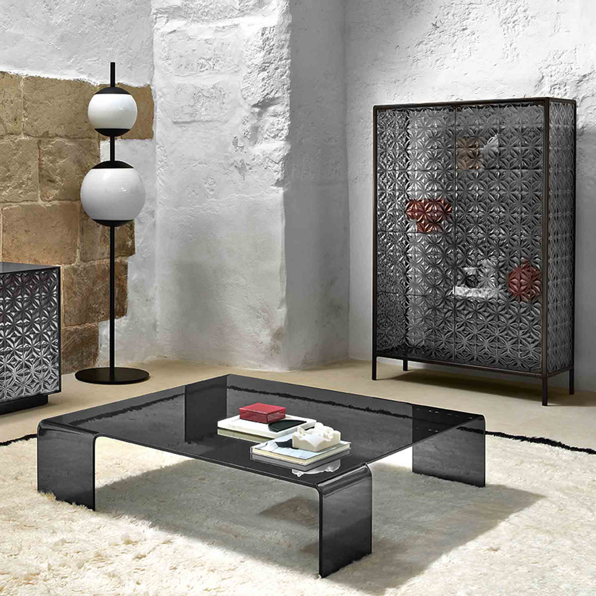 Luxury NEUTRA Curved Glass Coffee Table Modern Italian Style for Villa