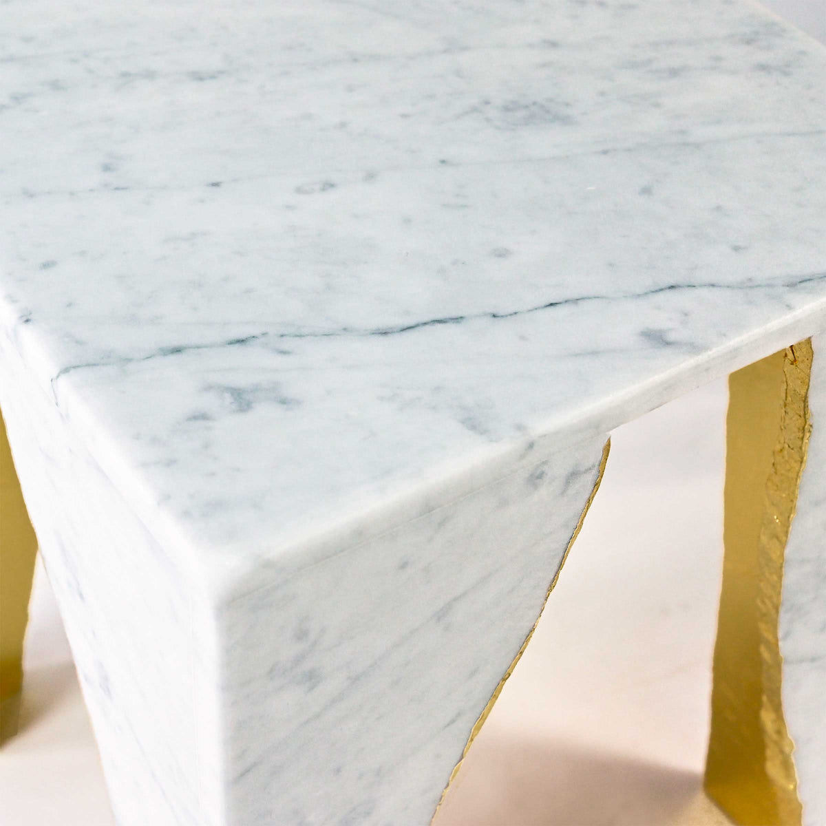 Luxury RAW EDGE Marble Side Table Modern Italian Style for Villa