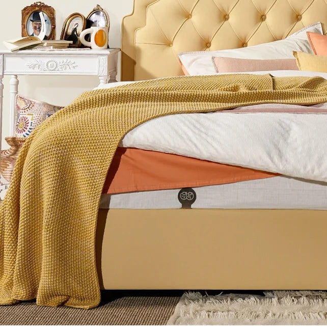 Leather Bed – Button-Tufted French Retro Modern Minimalist Statement Piece