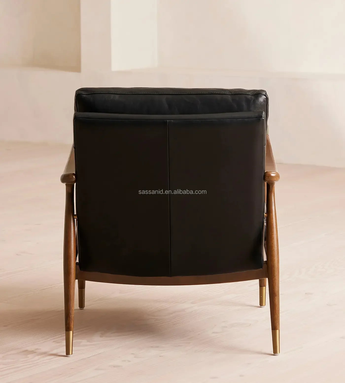 Theodore Leather Armchair – Contemporary Tufted Leather Living Room Seating