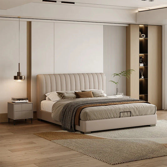 Luxury Leather Upholstered Bed Modern Italian Style for Villa