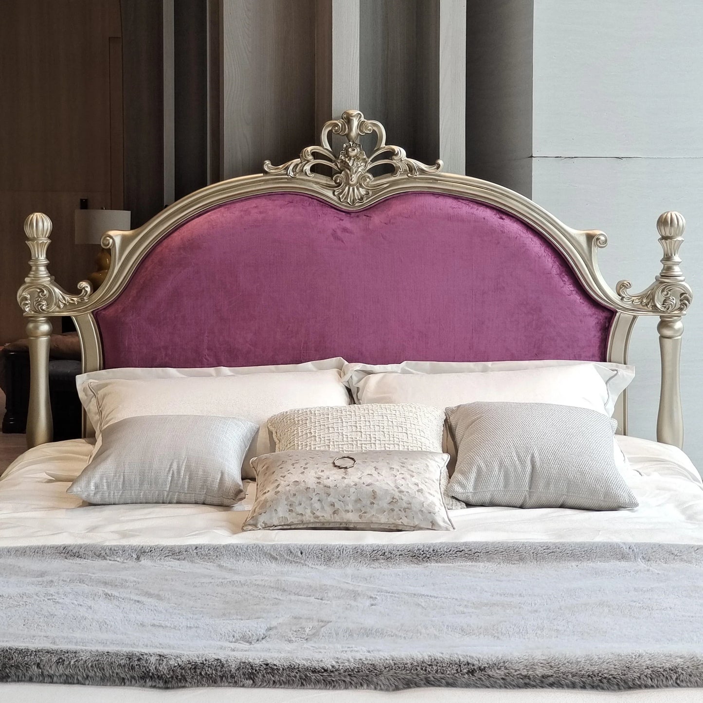 Upholstered Bed with Carved Solid Wood Frame – Velvet Vintage Statement Piece | 26-276