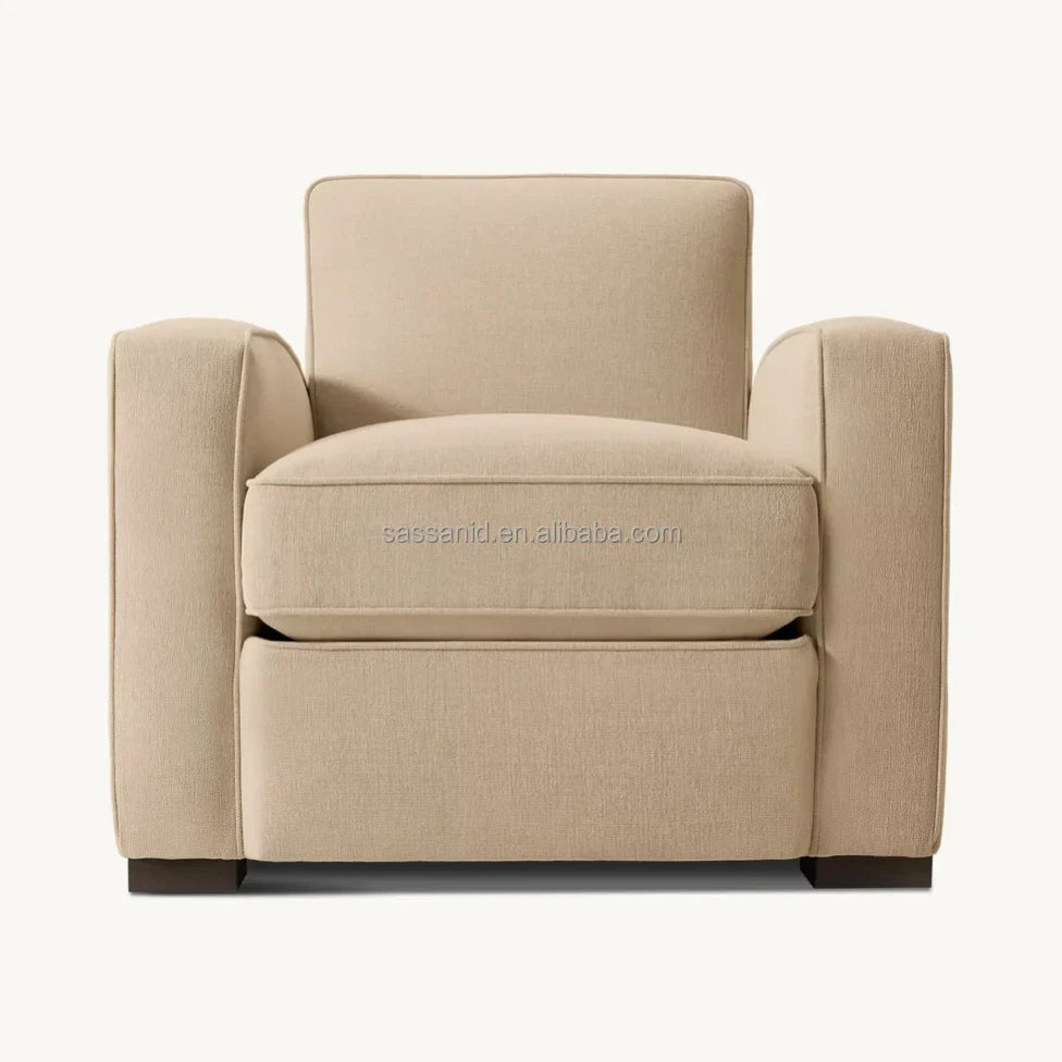 Classic Club Chair – Mid-Century Modern Leather Armchair in Solid Oak