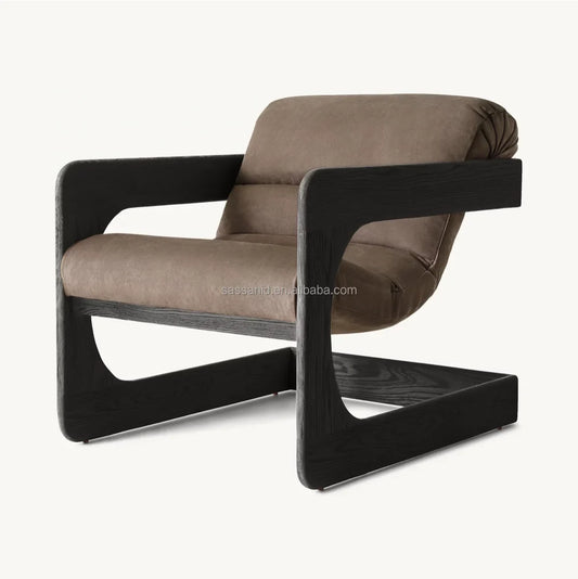 Axel Leather Chair – Postmodern Sculptural Frame in Solid Oak & Italian Leather