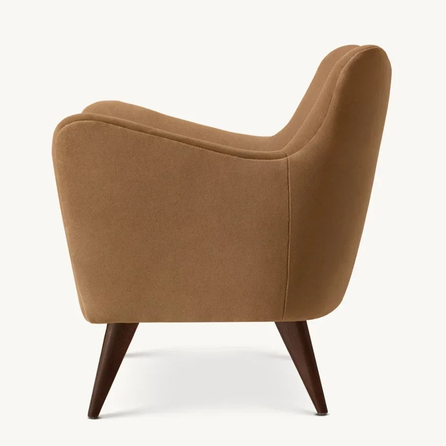 Florentia Sculptural Chair – Midcentury Oak & Leather Statement Piece by Re Home