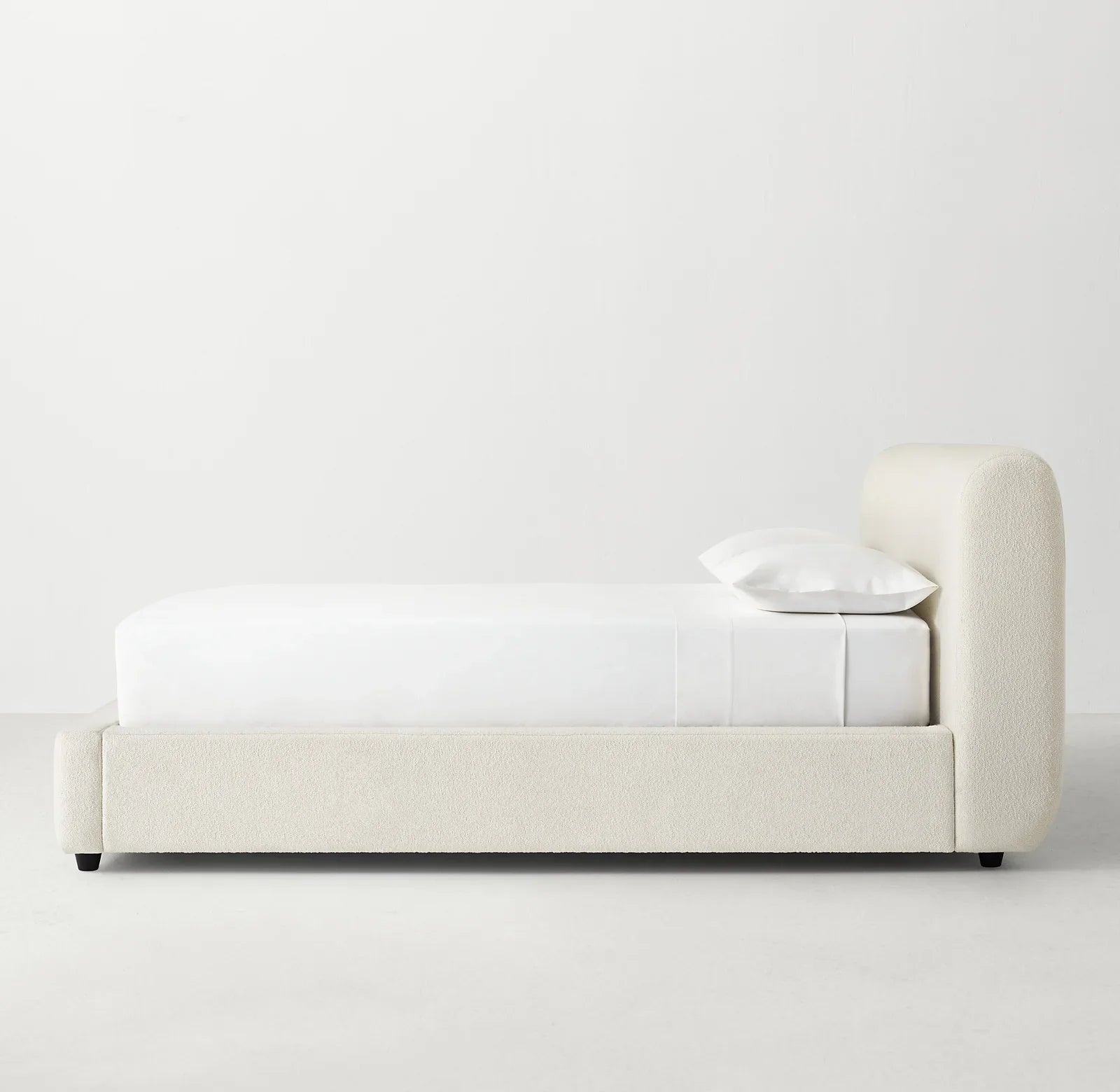 Upholstered Bed for Teens – Wing Design in Natural Bouclé