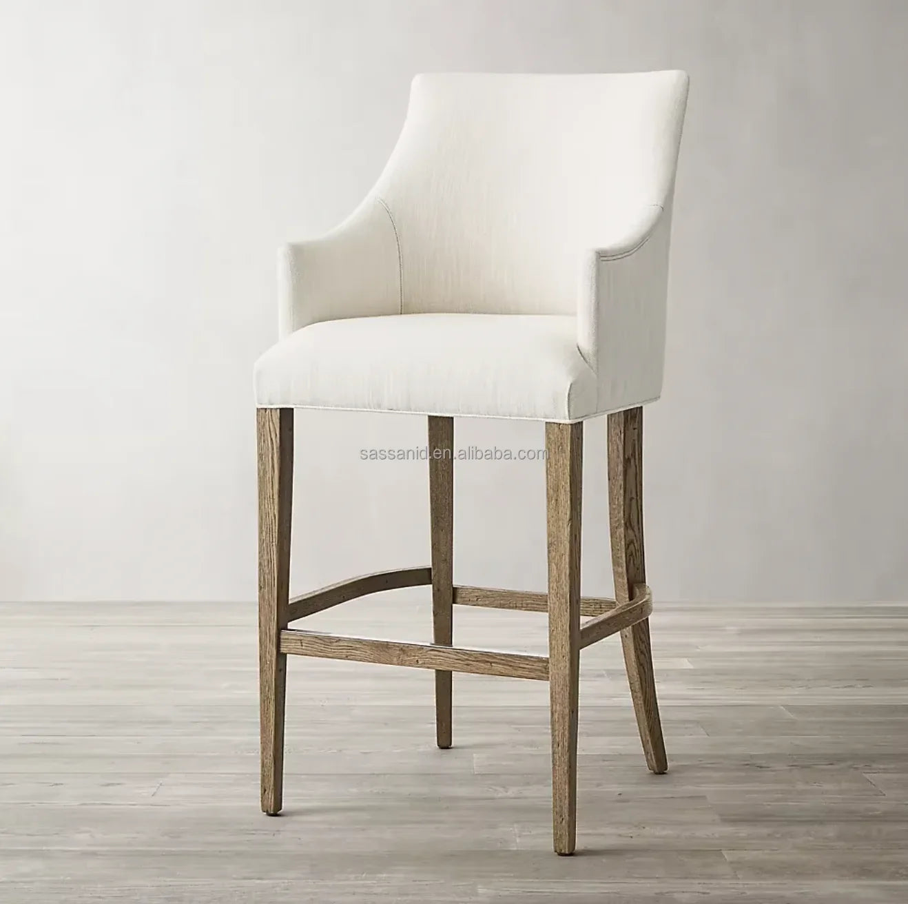 Minimalist Solid Oak Bar Stool – Mid-Century Geometric Statement Piece