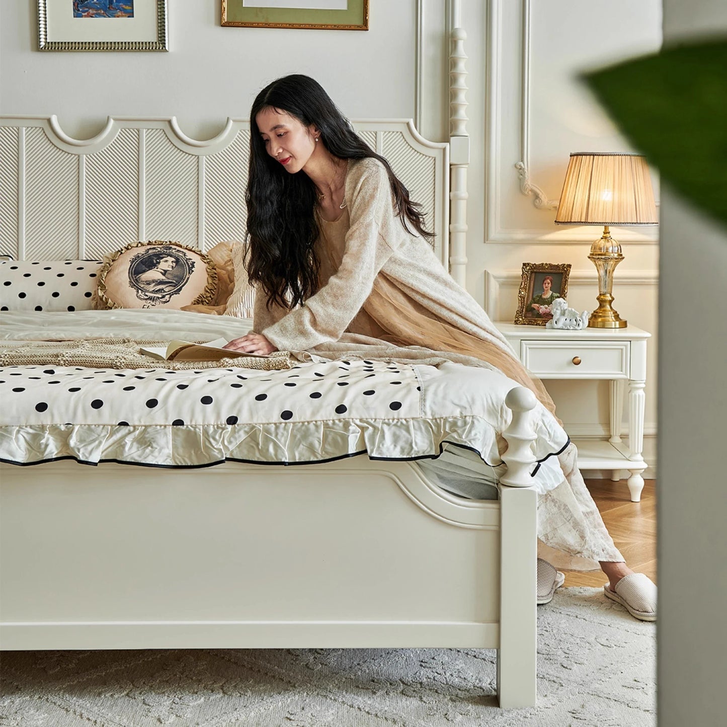 French Cream White Bed – Retro Design – Solid Birch Wood – Master Bedroom Statement Piece