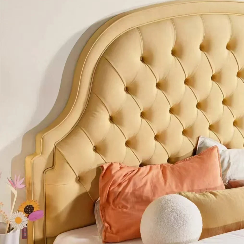 Leather Bed – Button-Tufted French Retro Modern Minimalist Statement Piece