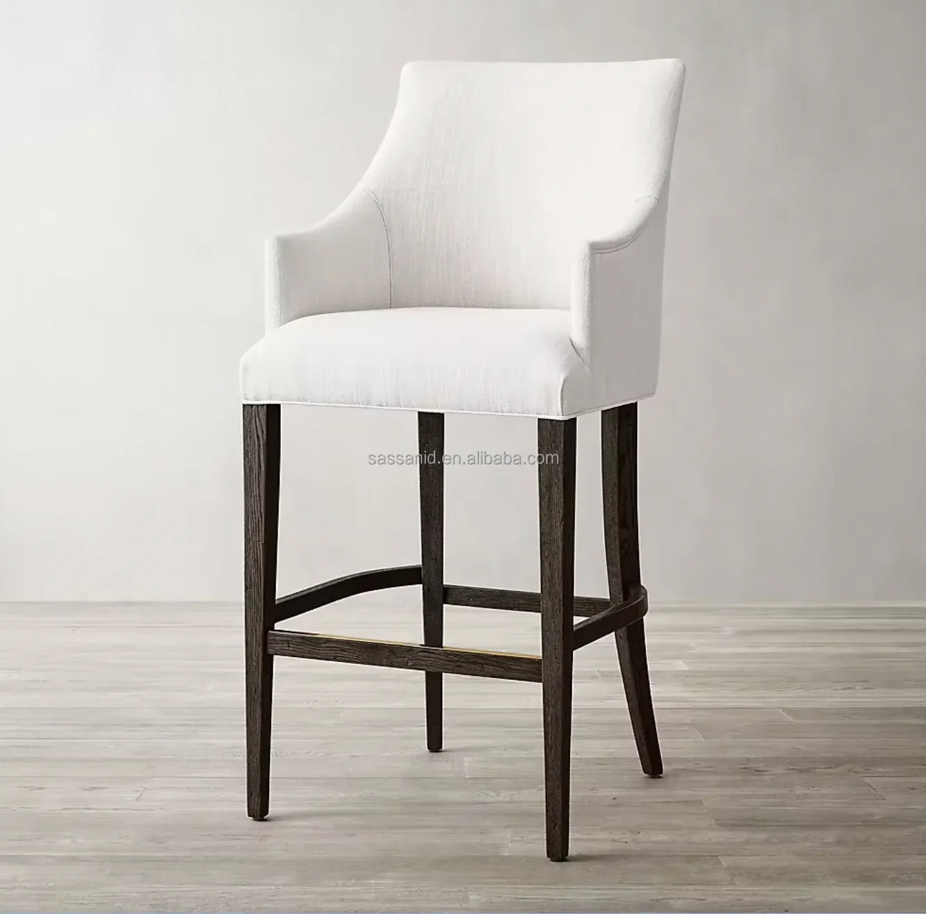 Minimalist Solid Oak Bar Stool – Mid-Century Geometric Statement Piece