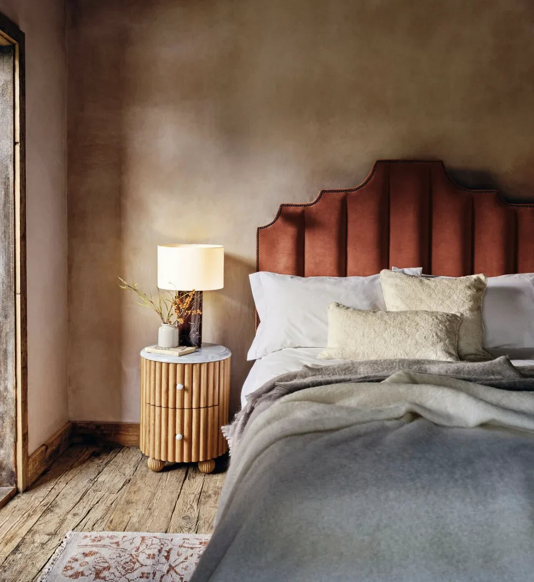 Platform Bed – Tufted Leather King Bed with Solid Oak by Re Home – Mid-Century Style