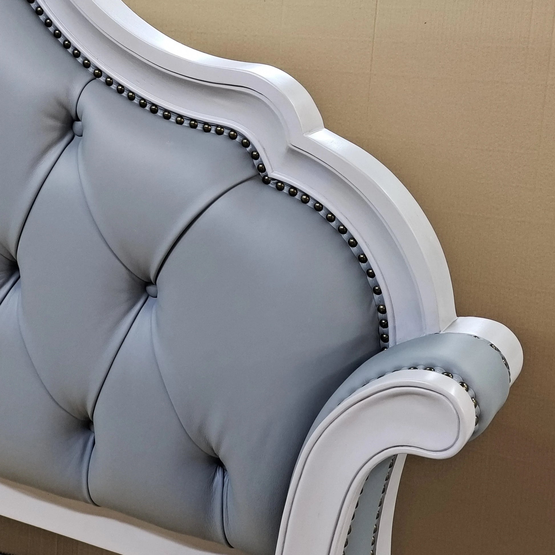 French Retro Solid Wood Bed – Curved Carved Design with Nail Trim