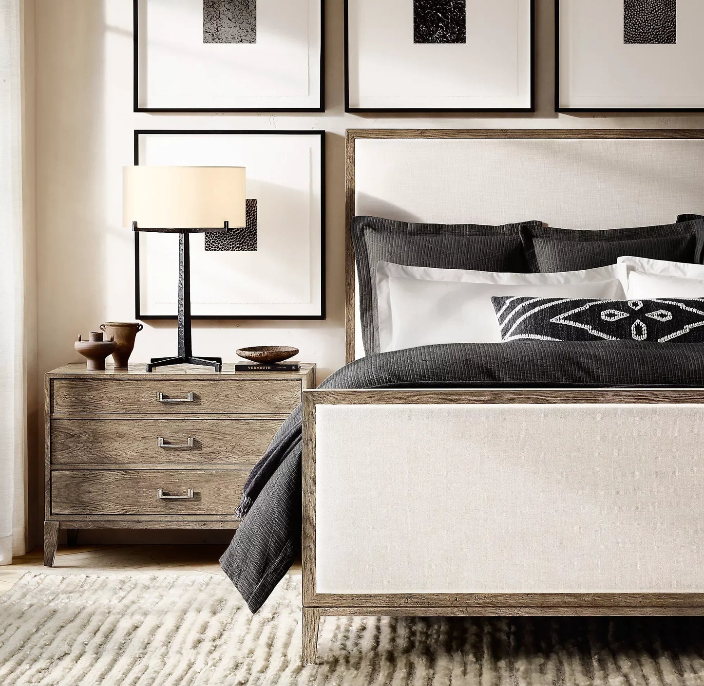 Shelter Bed – Sculptural Wing Design in Solid Oak Modern | 1600681155056